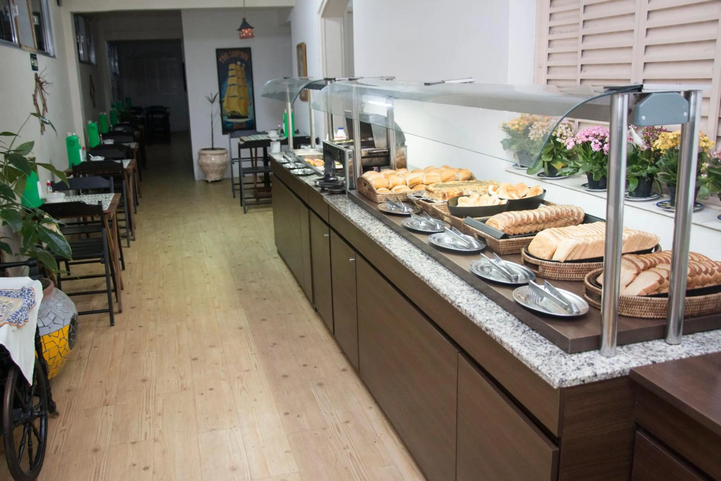 Buffet breakfast in Hotel Morada do Mar