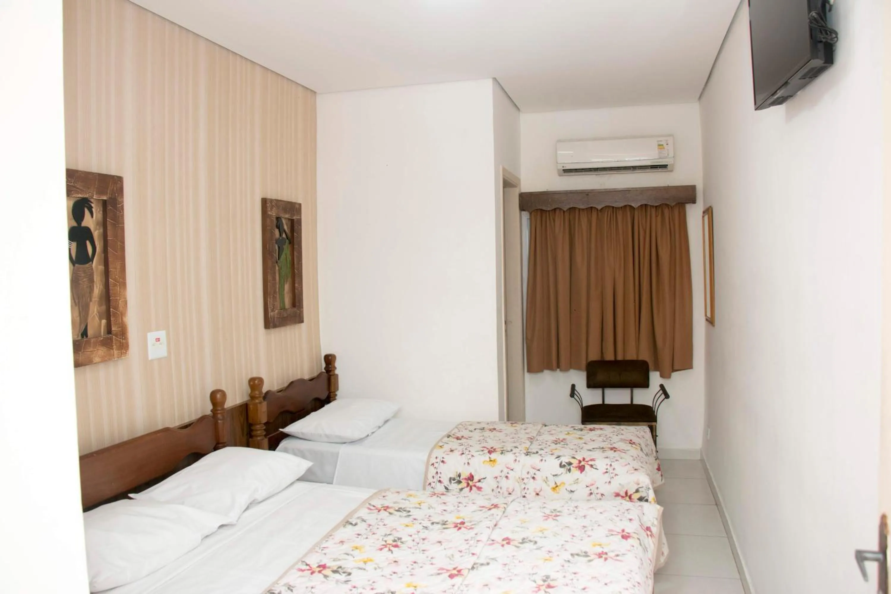 Bed in Hotel Morada do Mar