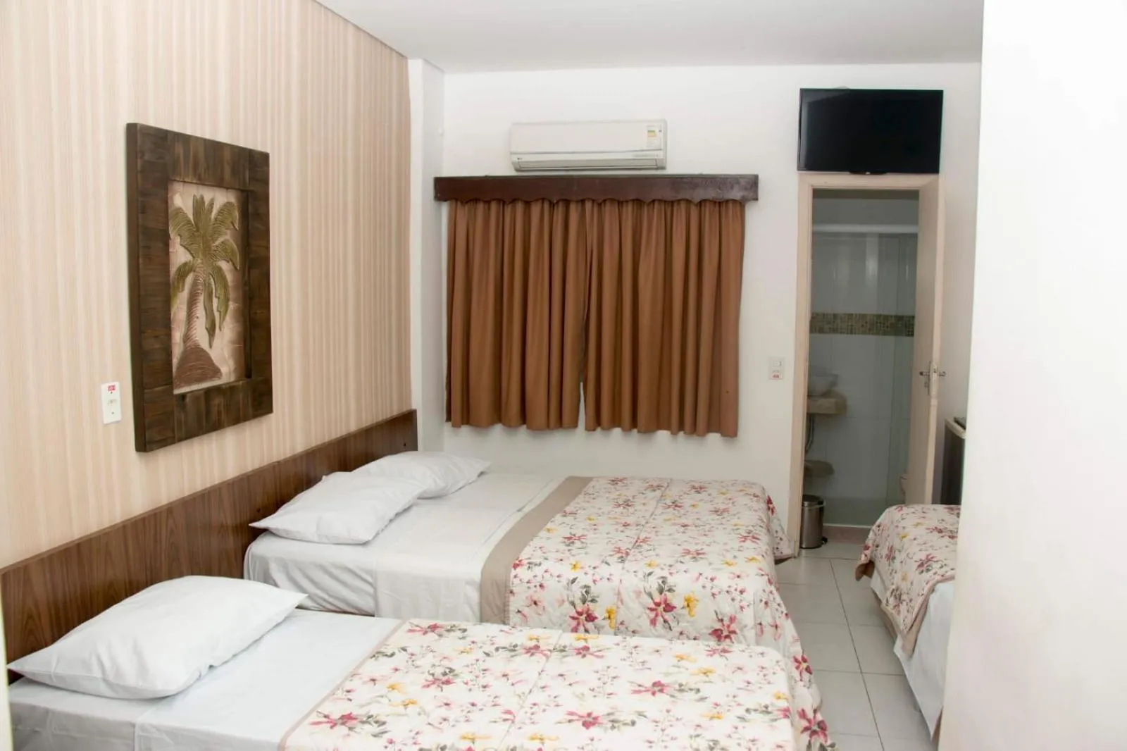 Bed in Hotel Morada do Mar