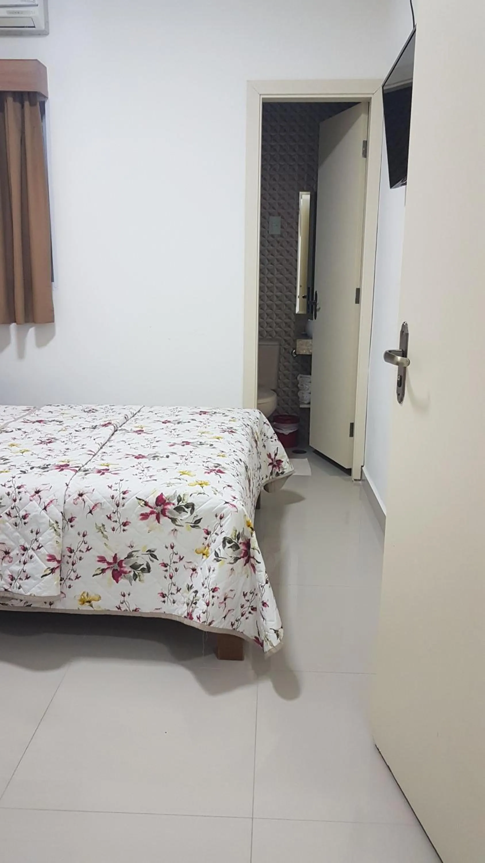 Bed in Hotel Morada do Mar