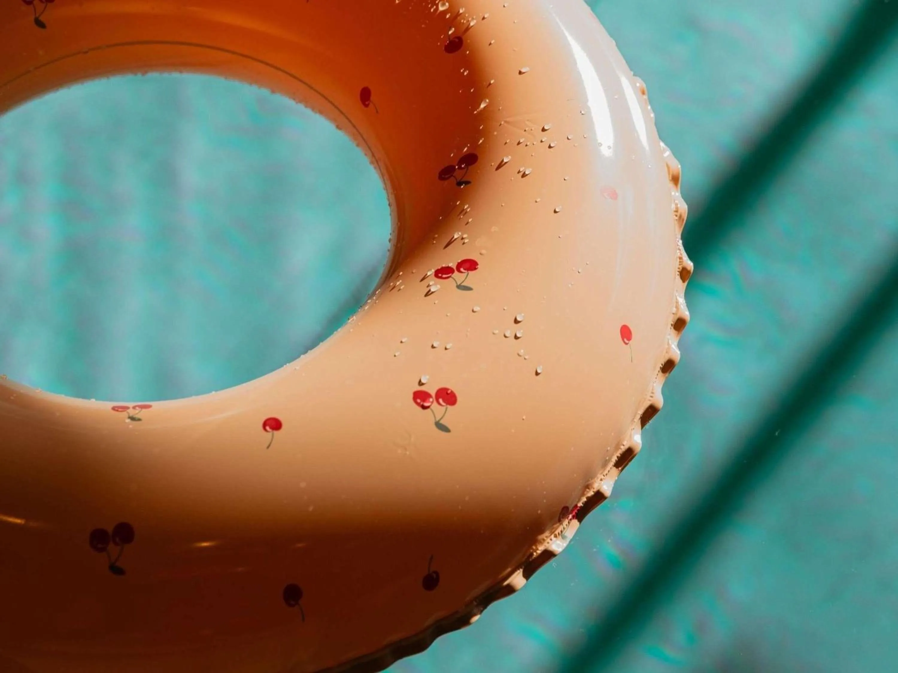 Pool view in Pullman Toulouse