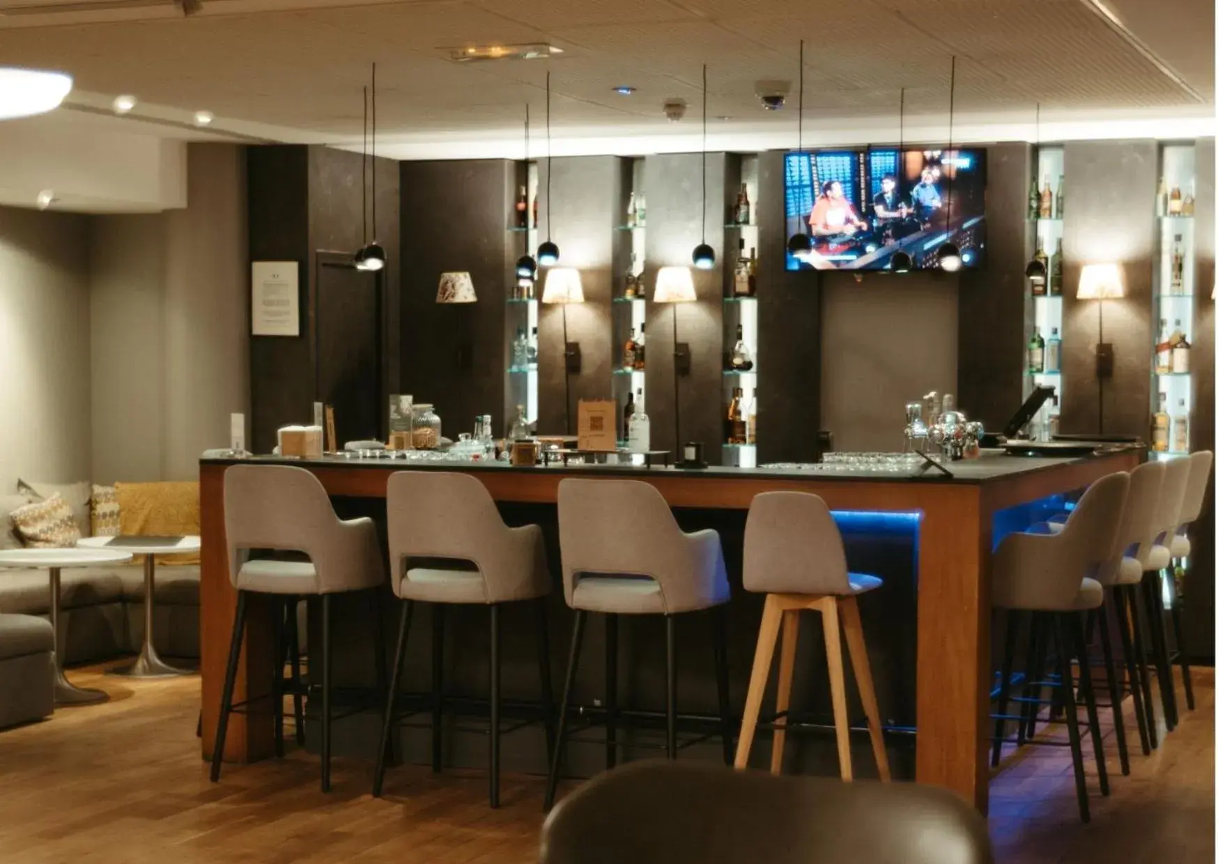 Restaurant/places to eat in Pullman Toulouse Restaurant/places to eat in Pullman Toulouse