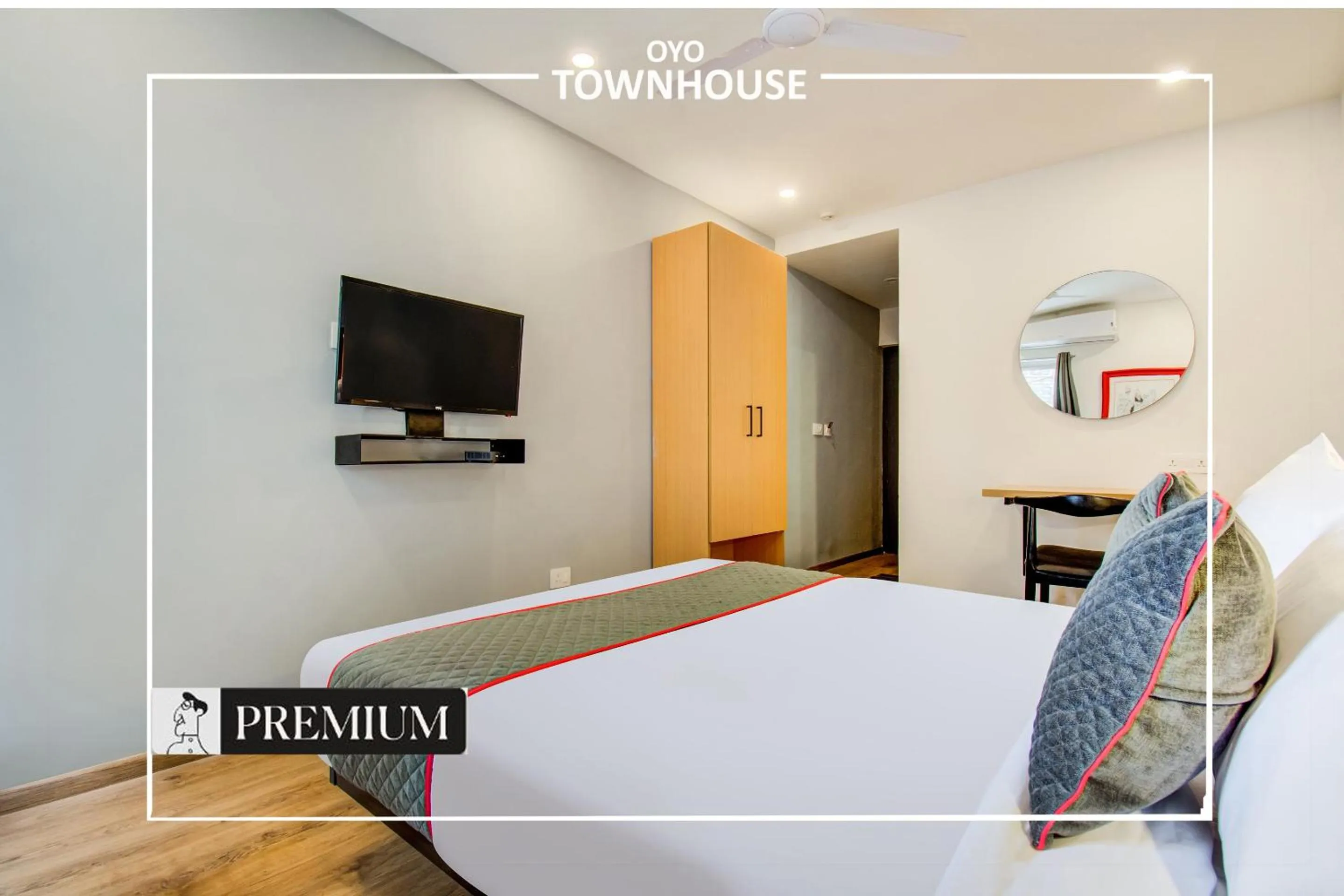 Bedroom, Bed in Townhouse Netaji Road