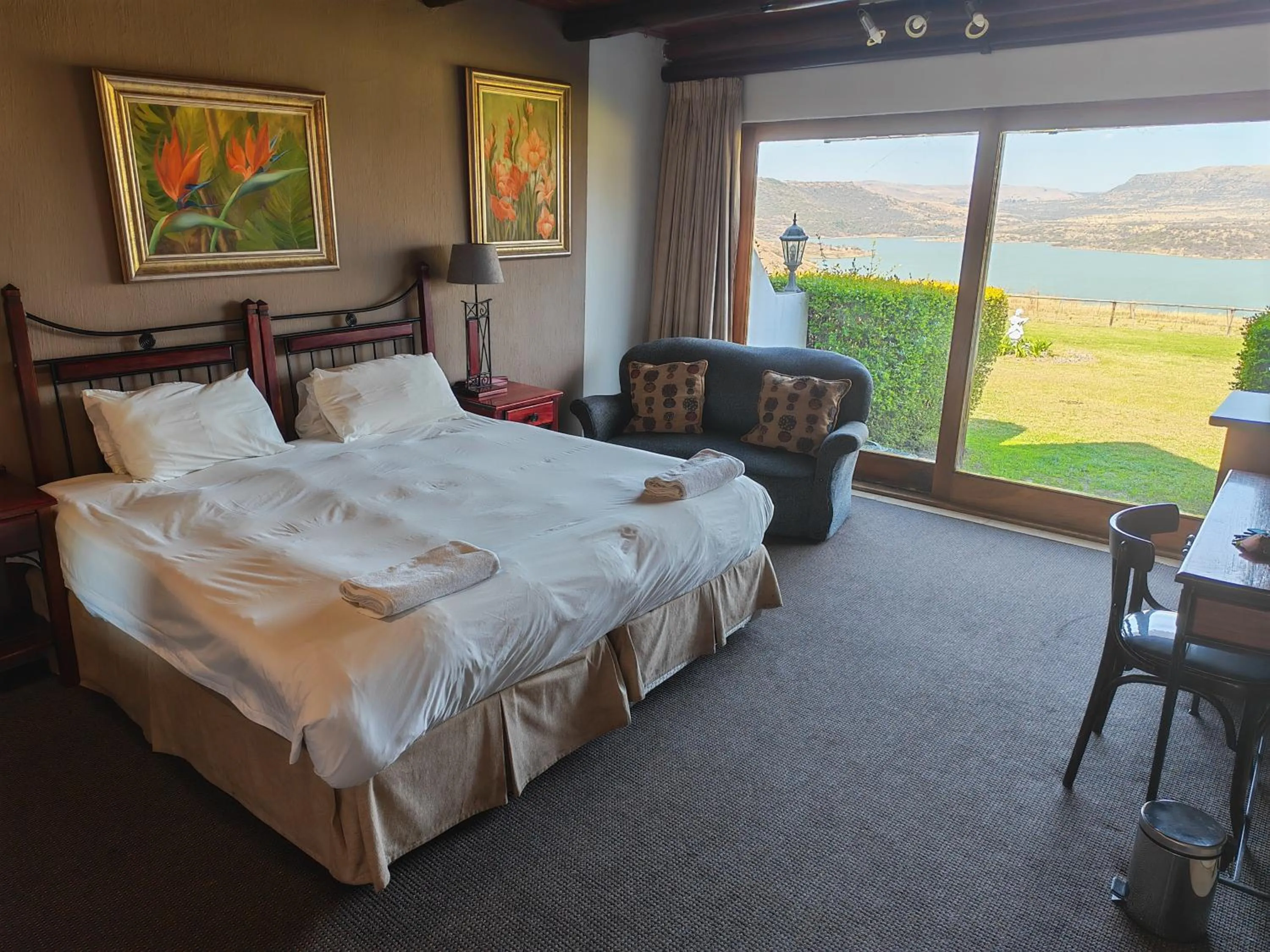 Blue Haze Country Lodge