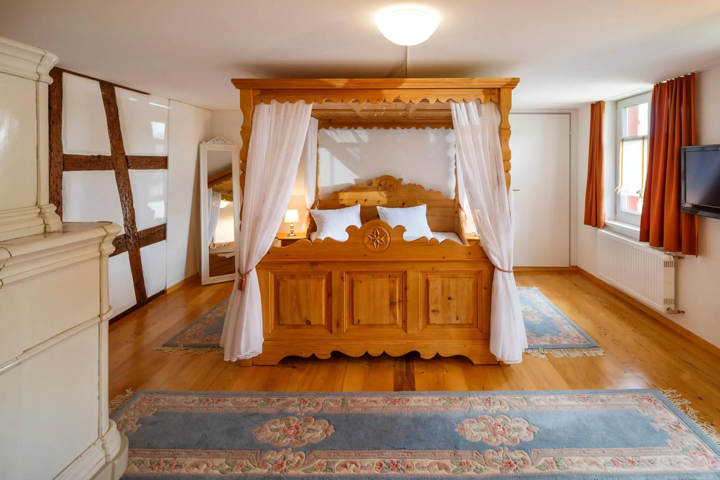 Photo of the whole room, Bed in Historische Residenz Lindeneck Photo of the whole room, Bed in Historische Residenz Lindeneck