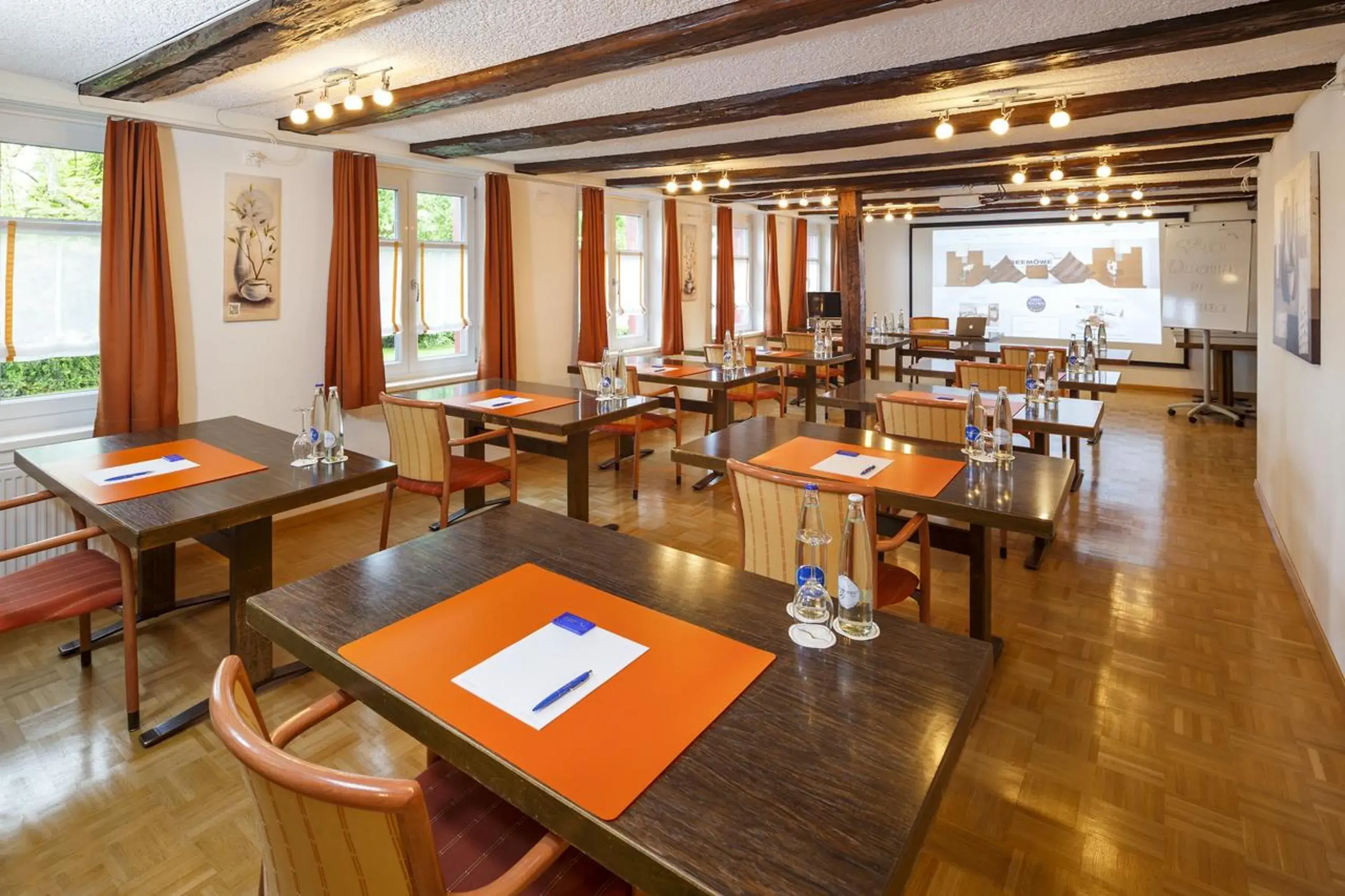 Meeting/conference room in Historische Residenz Lindeneck Meeting/conference room in Historische Residenz Lindeneck