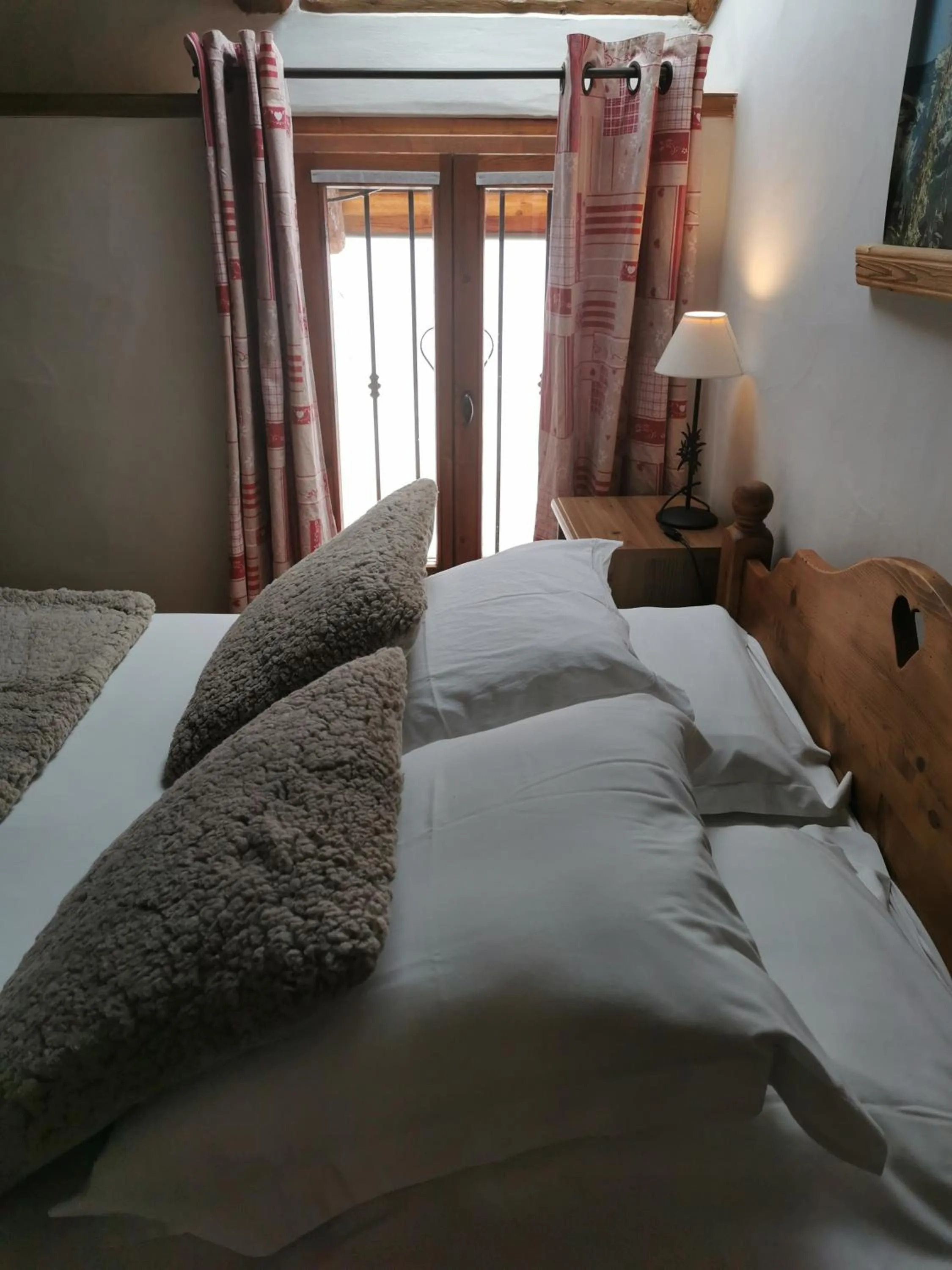 Bed in Hôtel Restaurant Angival - Chambres et Appartement