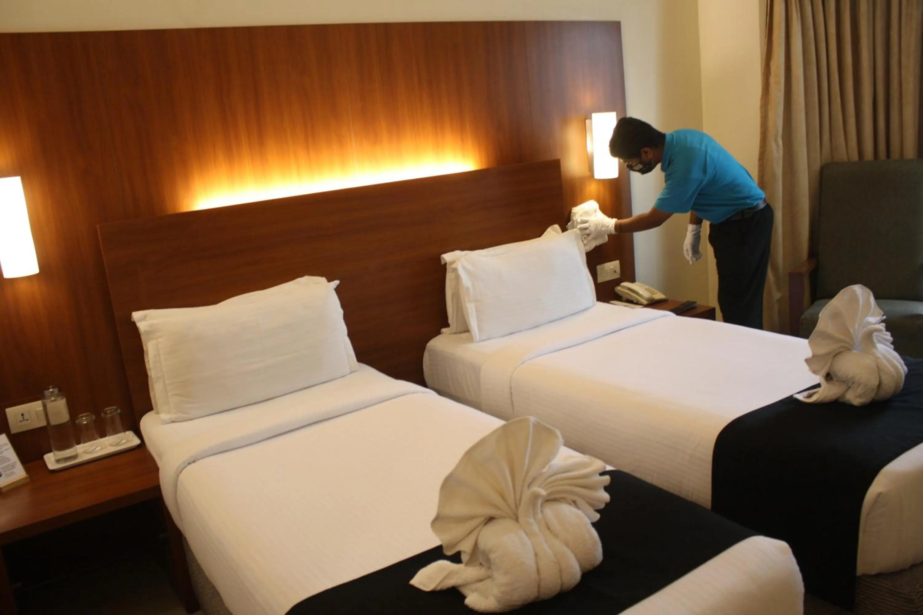 Bedroom in Orbett Hotel