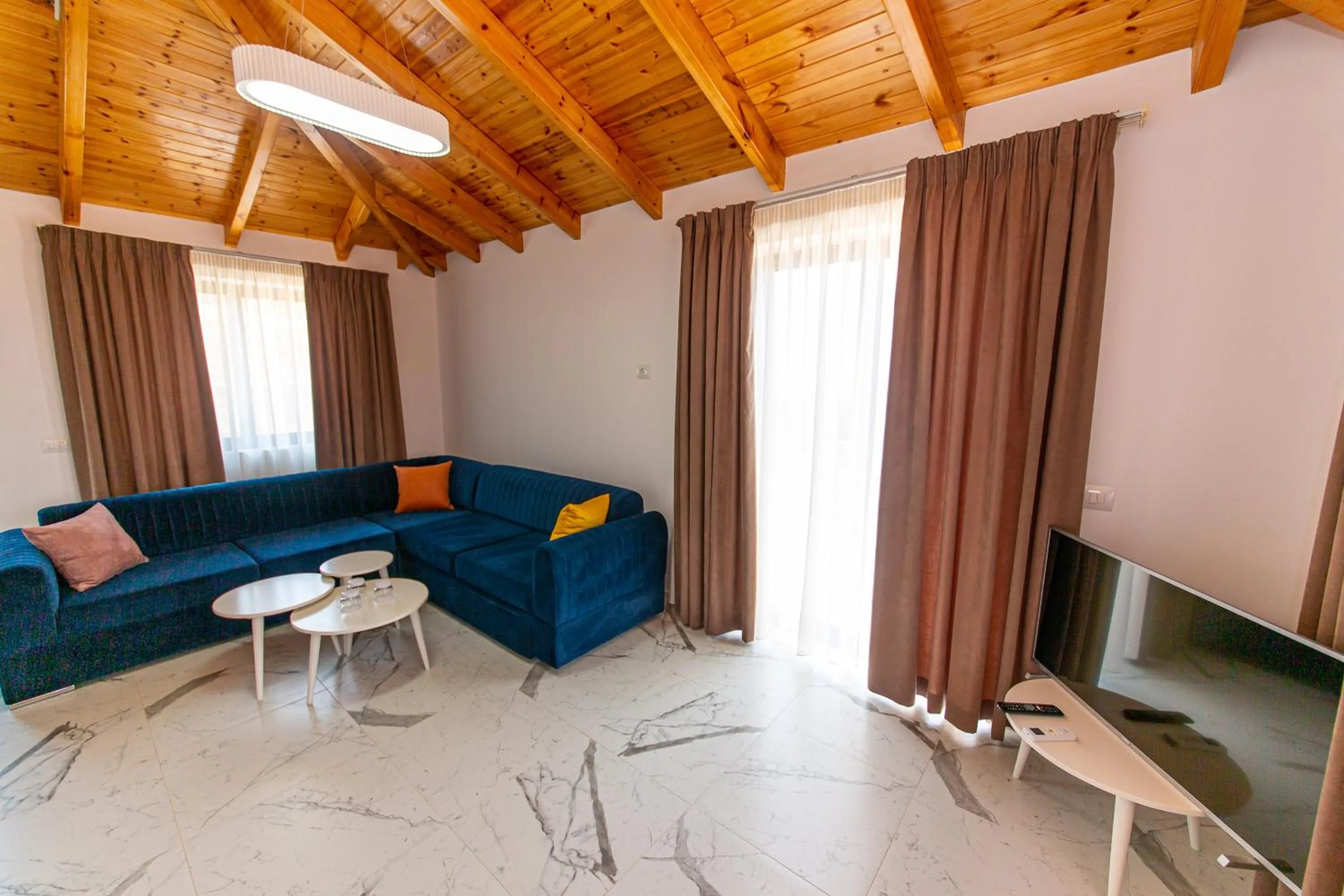 Living room in Santa Oliva Suites