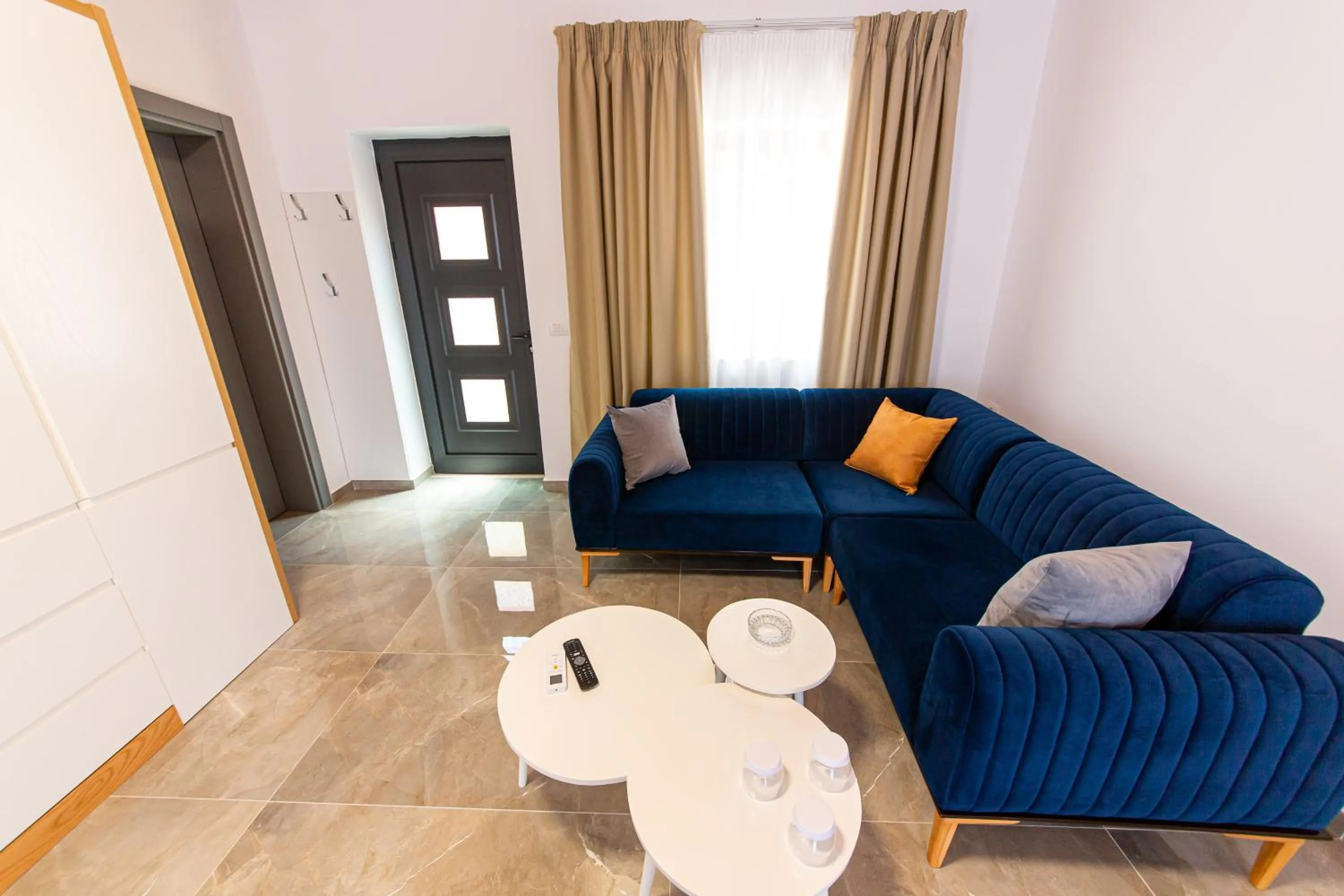 Living room in Santa Oliva Suites