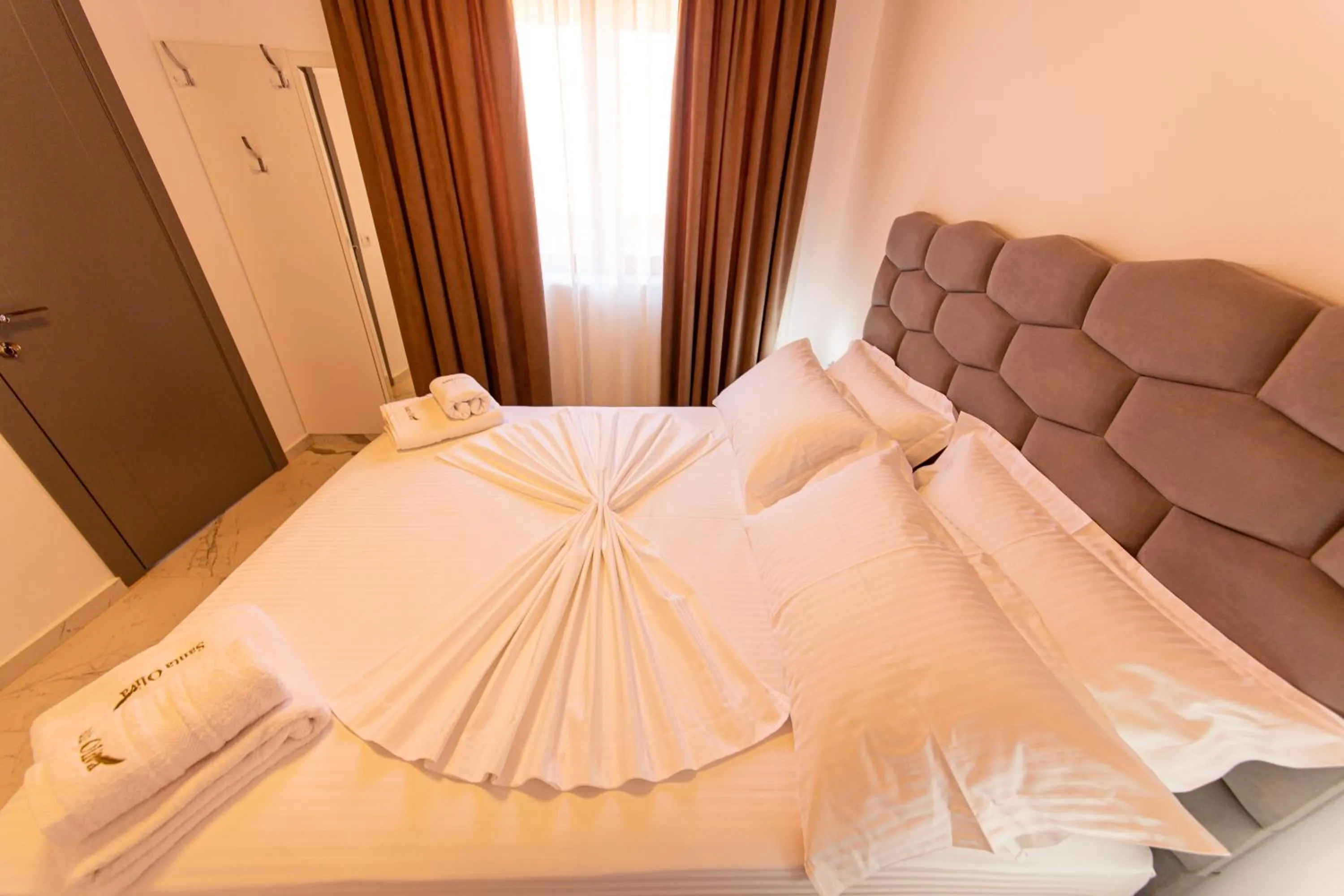 Photo of the whole room, Bed in Santa Oliva Suites