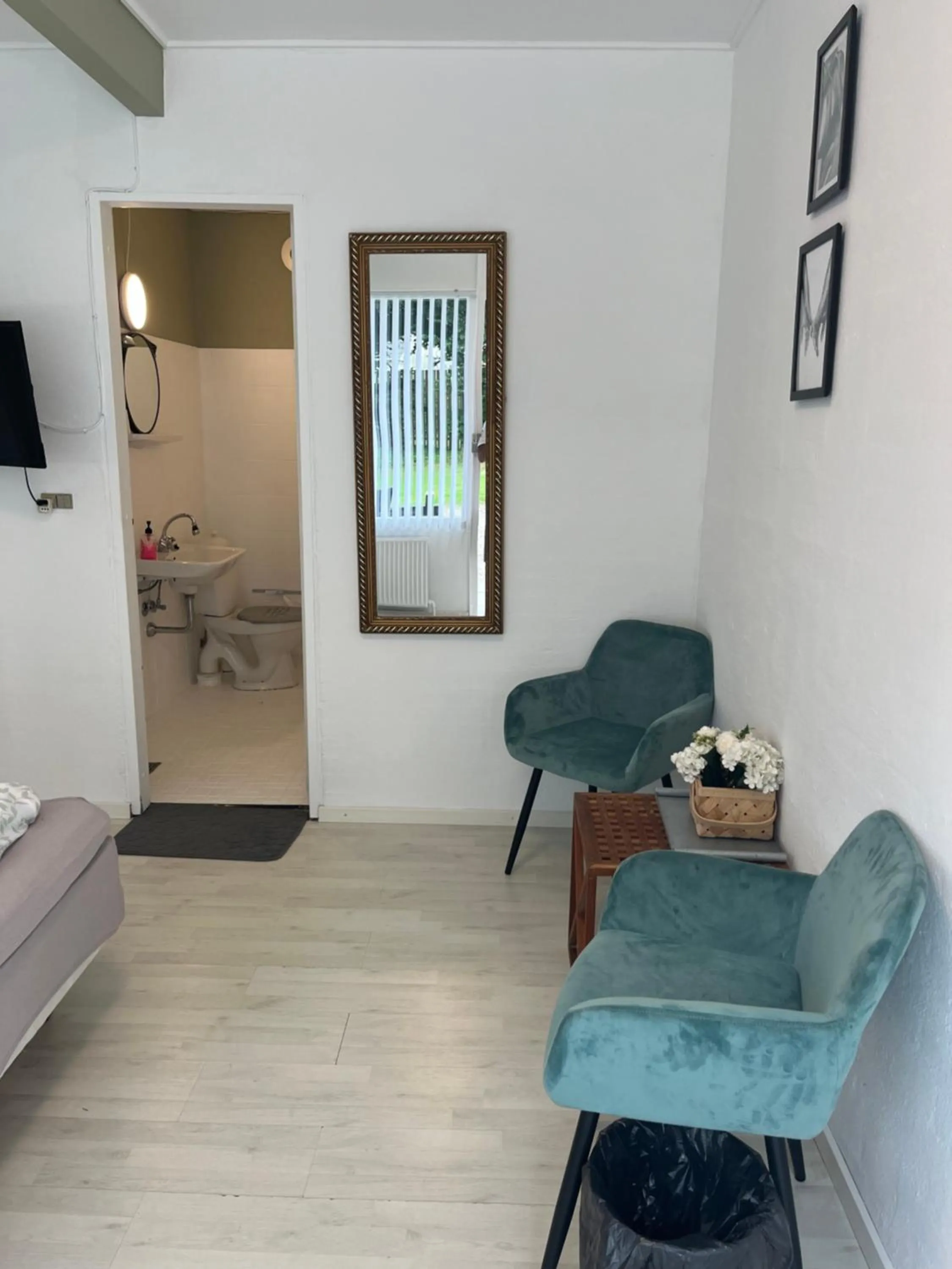 Bathroom in Døstrup Landevejskro & Motel