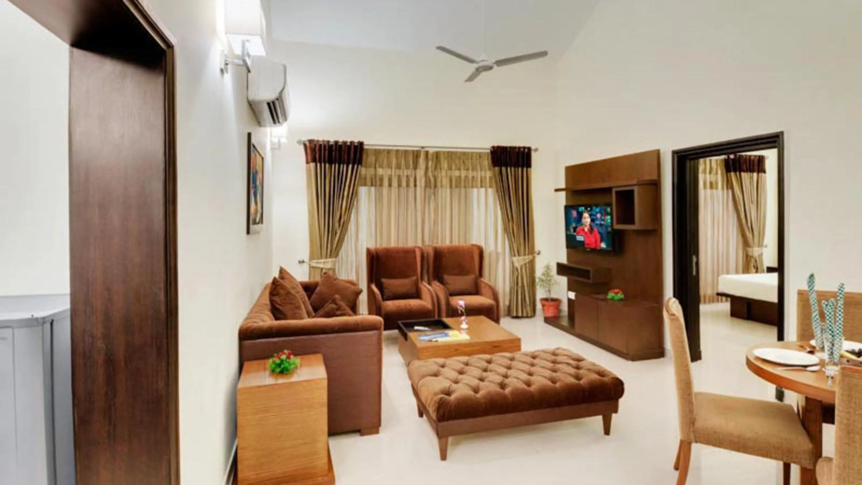 Living room in The Golden Suites & Spa