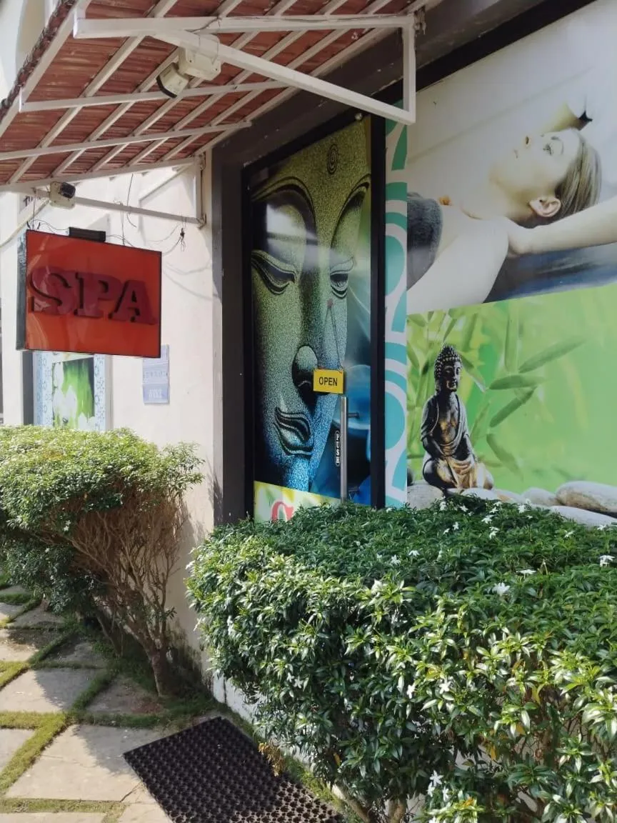 Spa and wellness centre/facilities in The Golden Suites & Spa