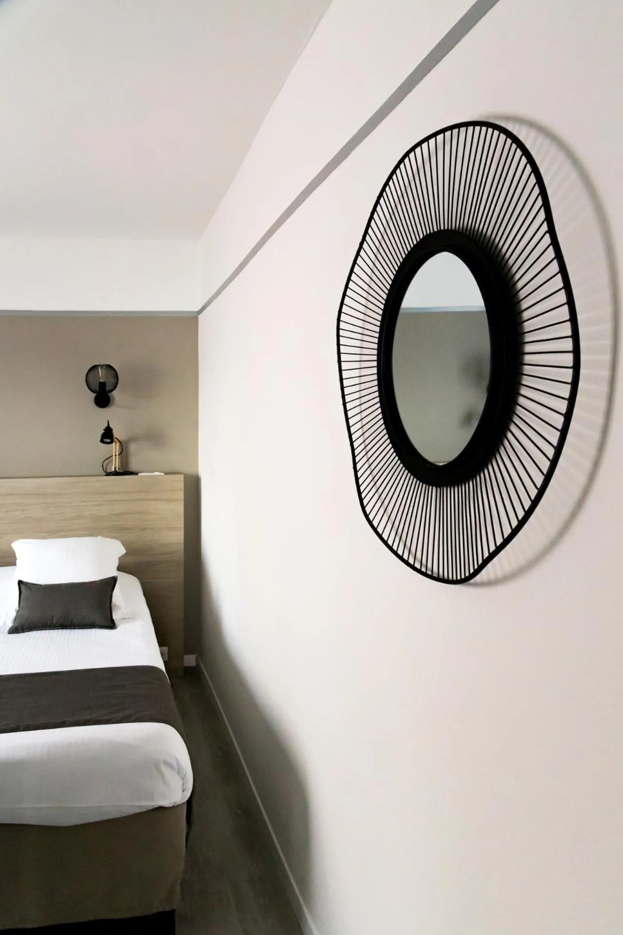 Other, Bed in Hôtel Le Rabelais