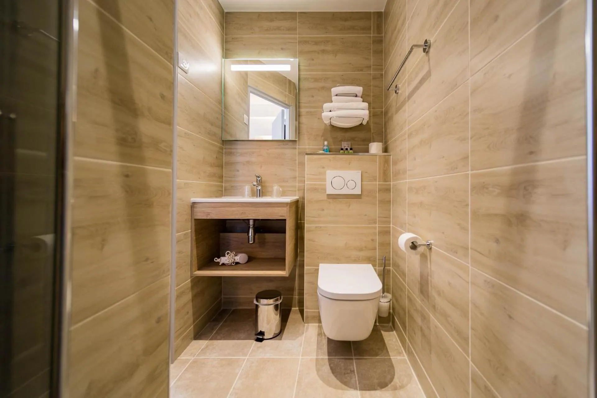 Bathroom in Hôtel Le Rabelais