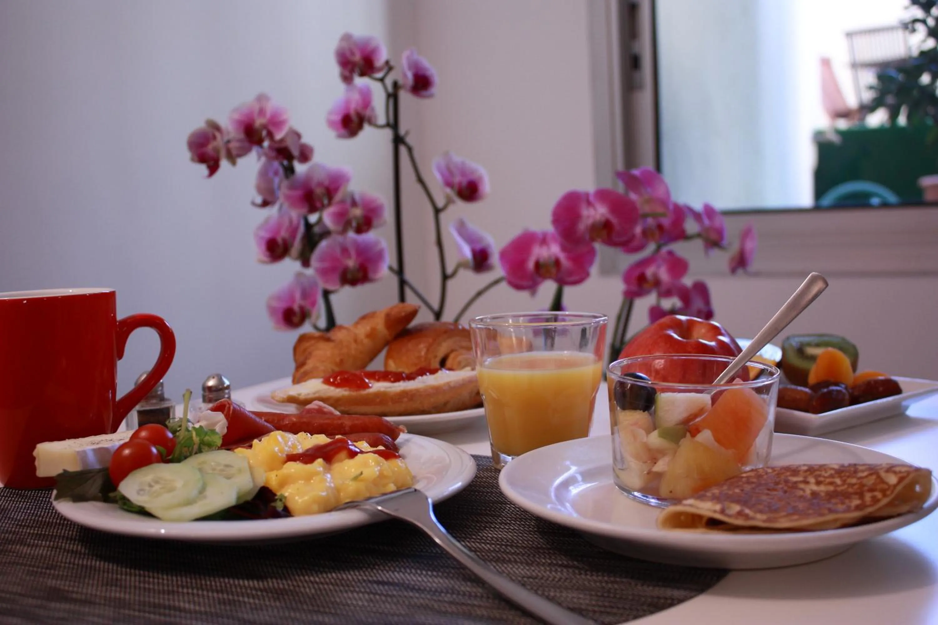 Buffet breakfast in Hotel Abrial