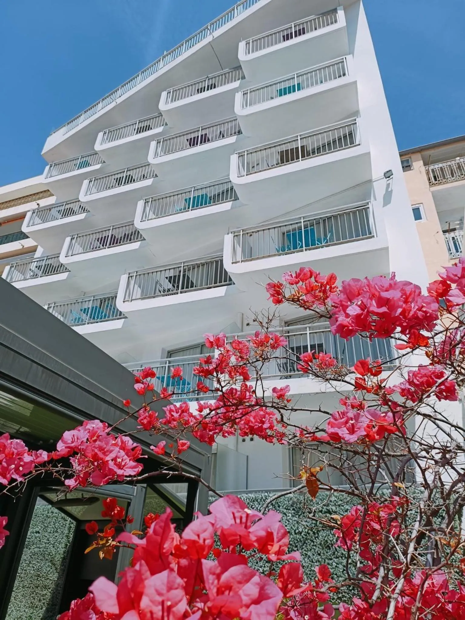 Property building in Hotel Abrial