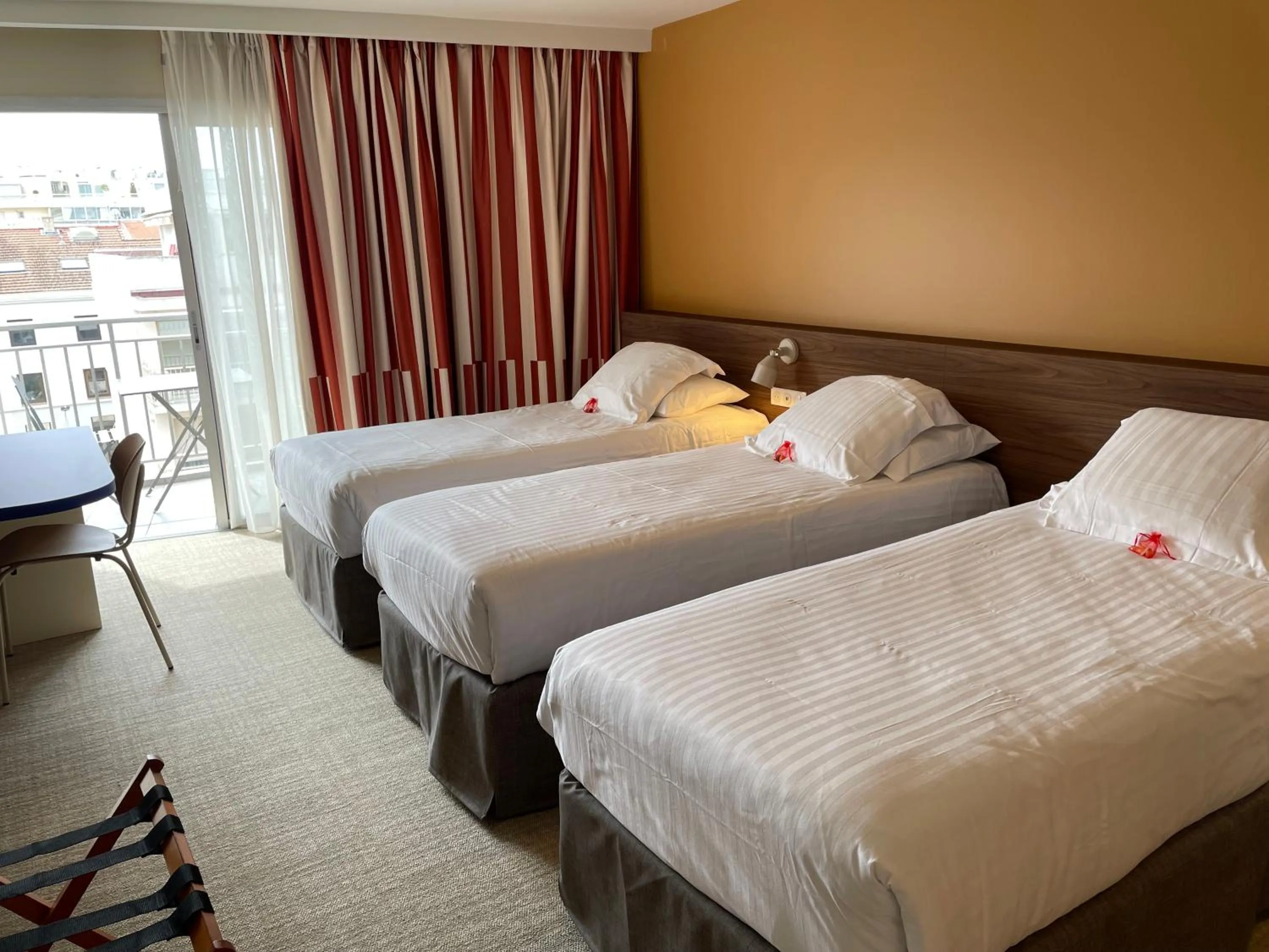 Bedroom, Bed in Hotel Abrial