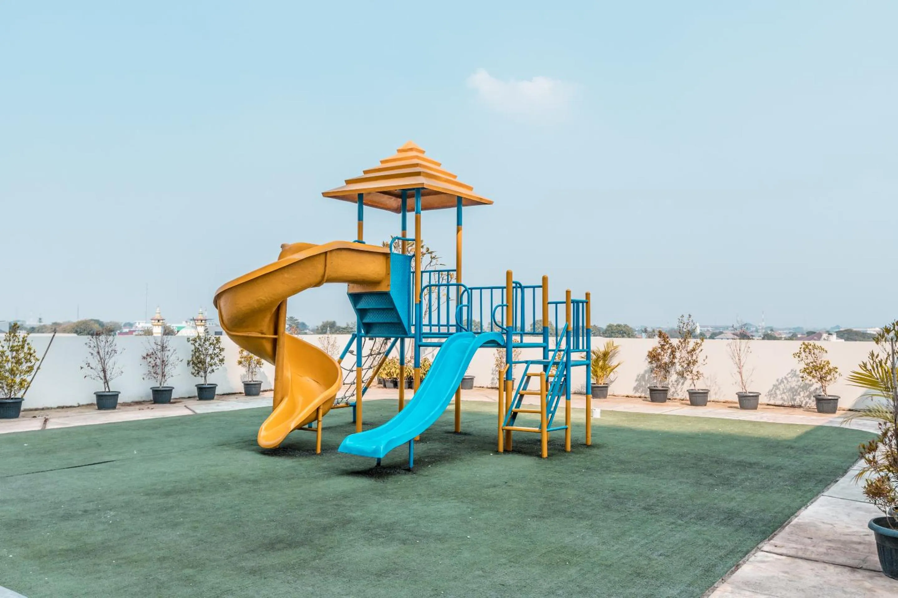 Children play ground, Children's Play Area in OYO Flagship 766 Prima Orchard