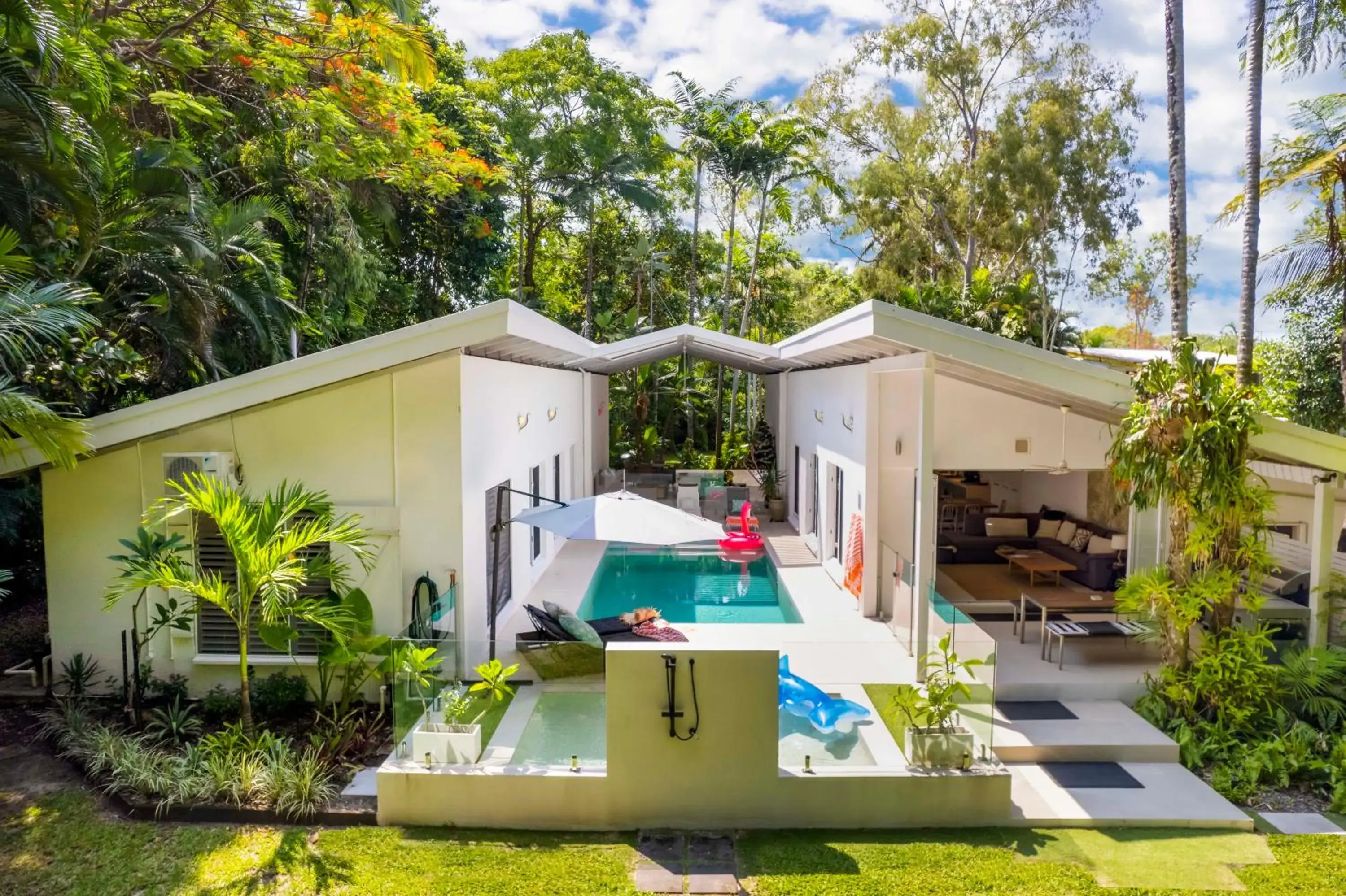 Pavilions in the Palms Heated Pool Short Path To Beach Five Bedrooms Sleeps 14 Pavilions in the Palms Heated Pool Short Path To Beach Five Bedrooms Sleeps 14