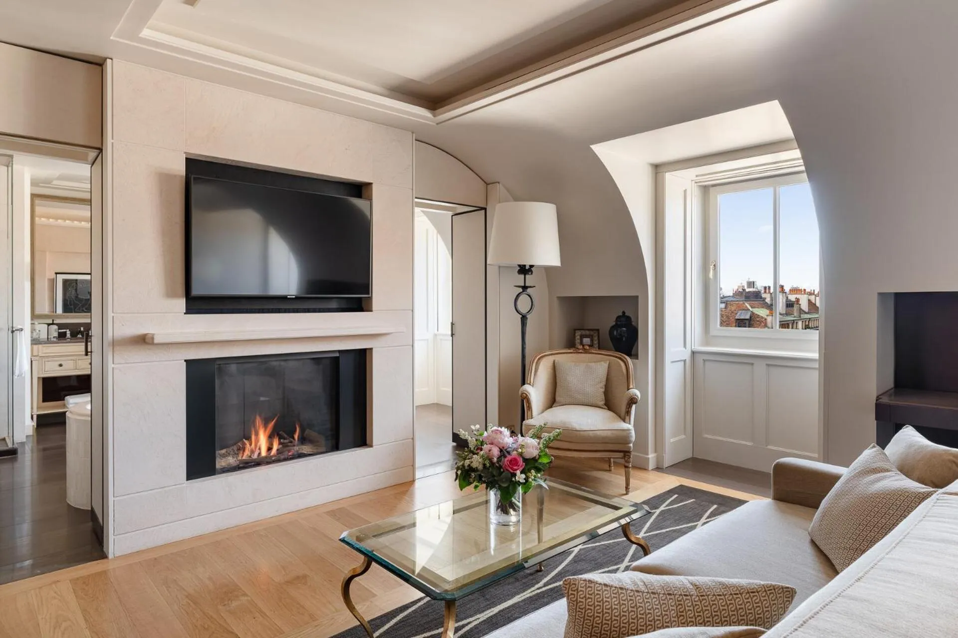 Seating area in Four Seasons Hotel des Bergues Geneva