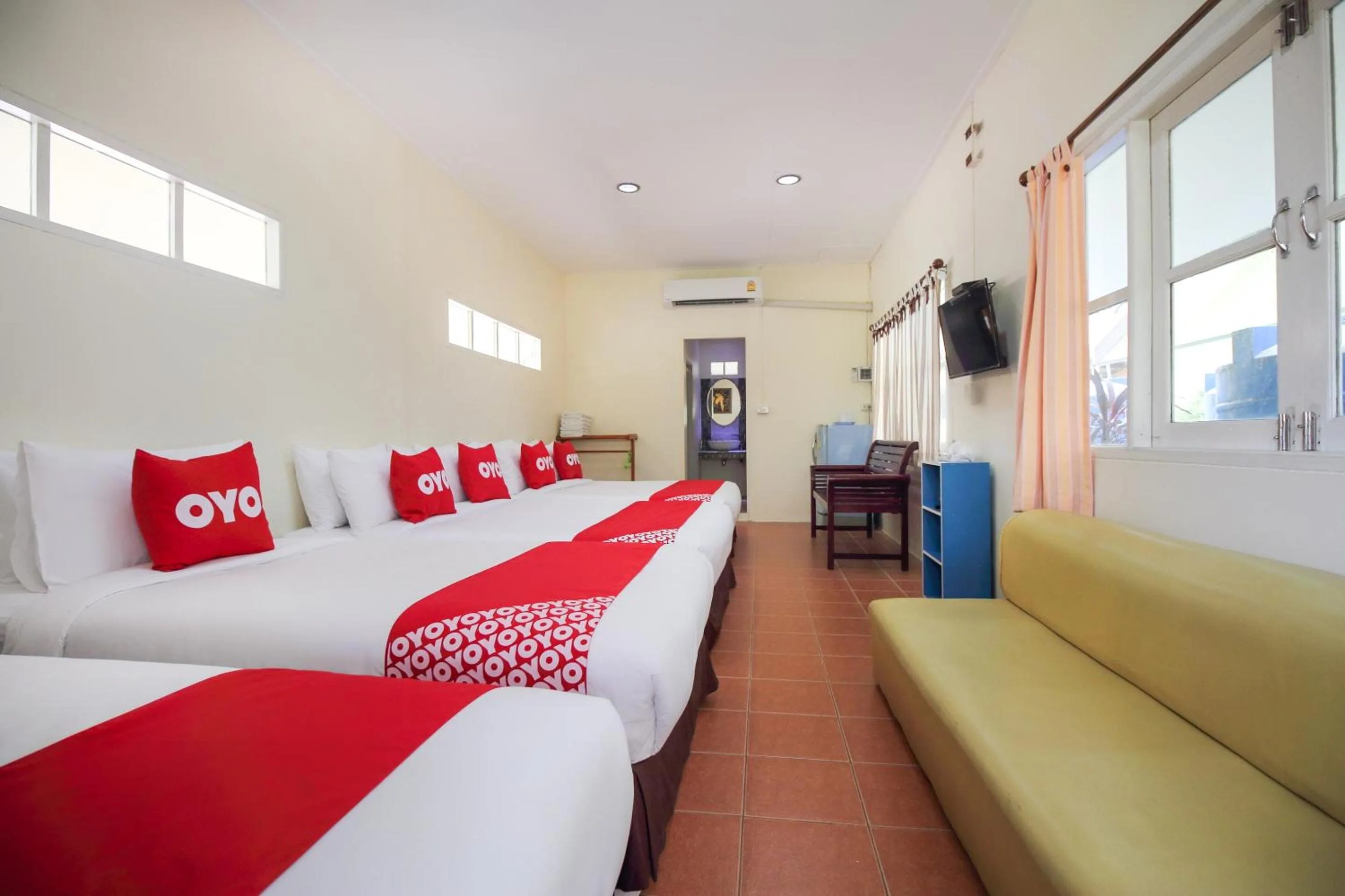 Bedroom, Bed in OYO 606 Baan Suansabai Pleanpanmai Resort Amphawa