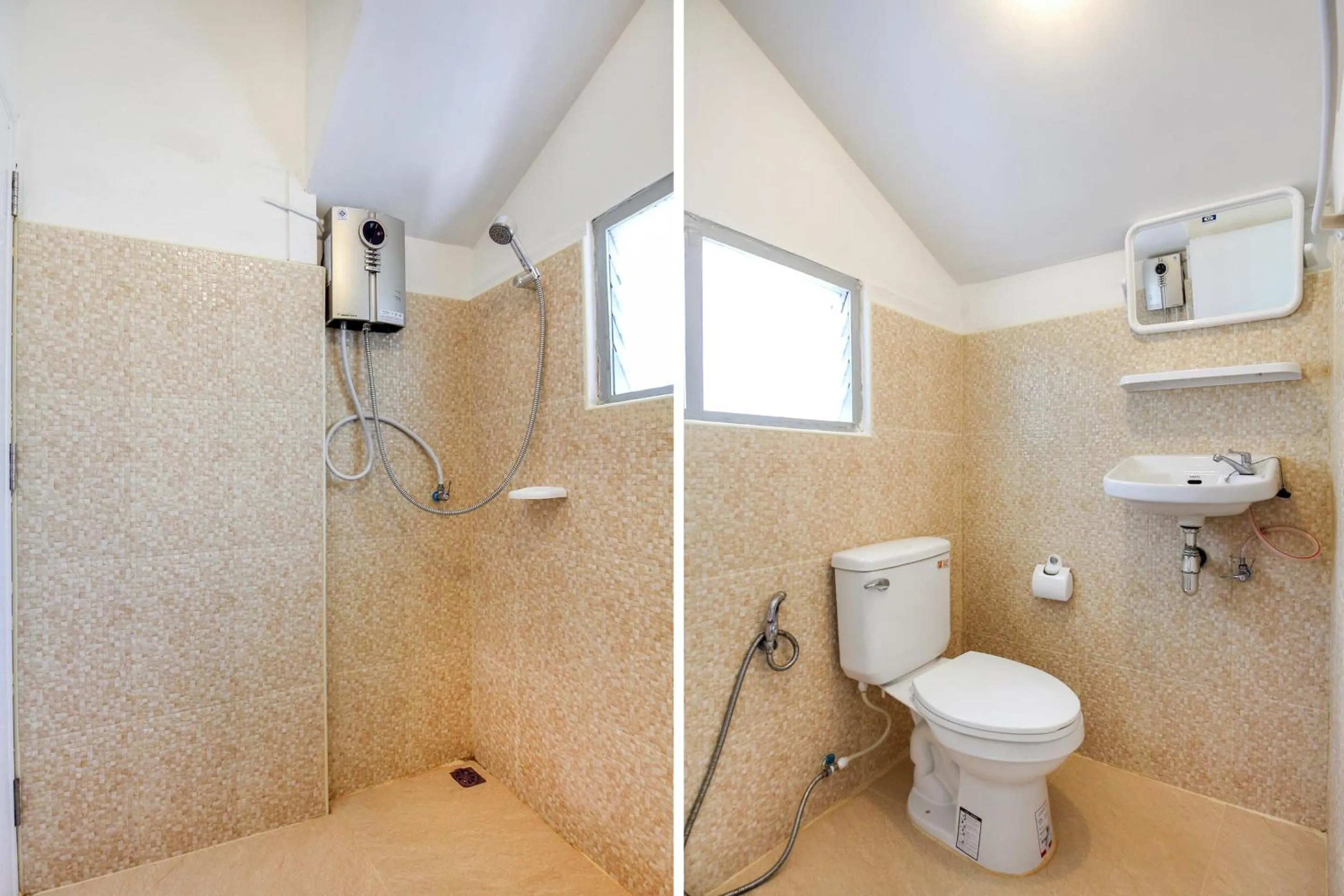 Bathroom in OYO 606 Baan Suansabai Pleanpanmai Resort Amphawa