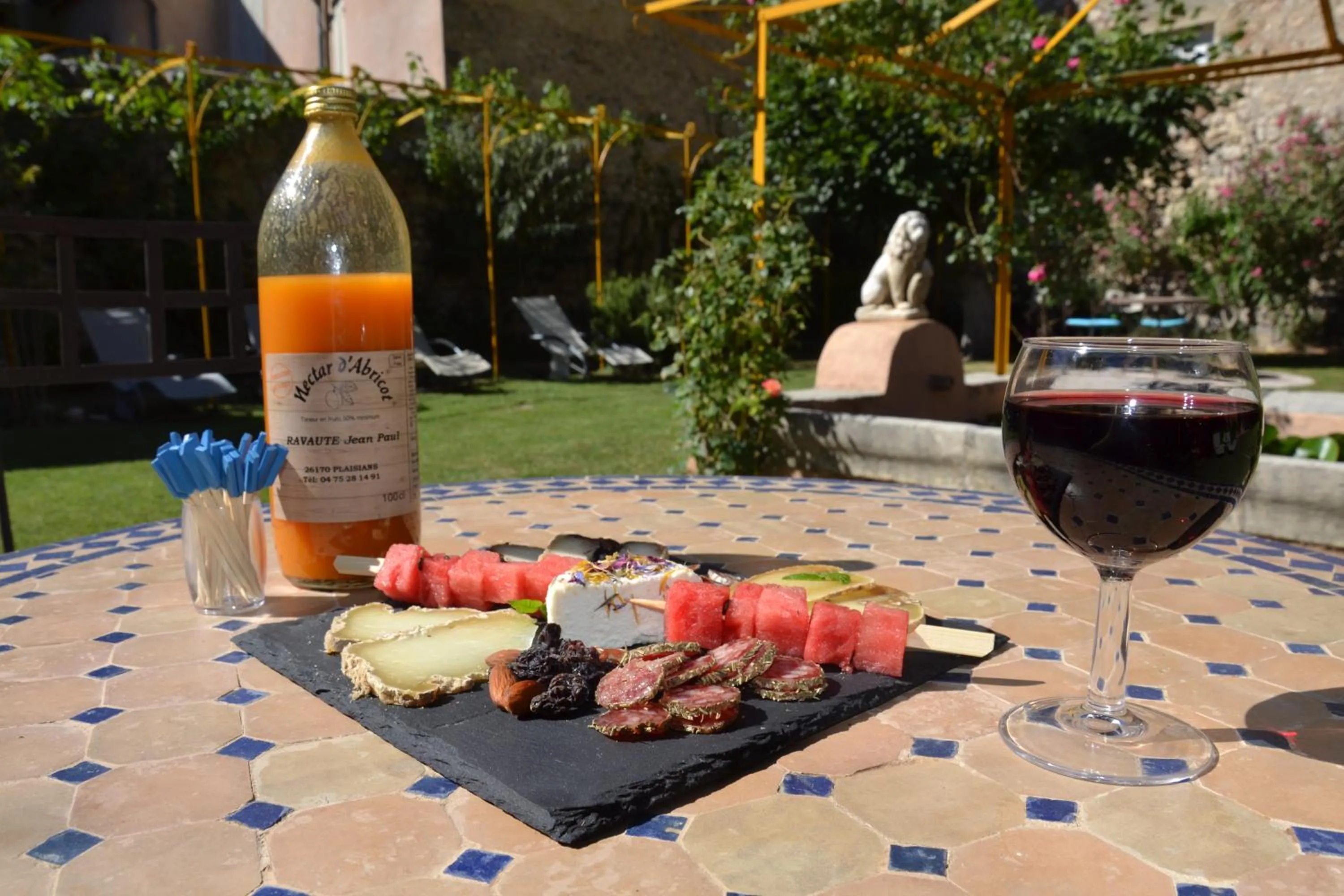 Patio in Les Arcades Le Lion D'or