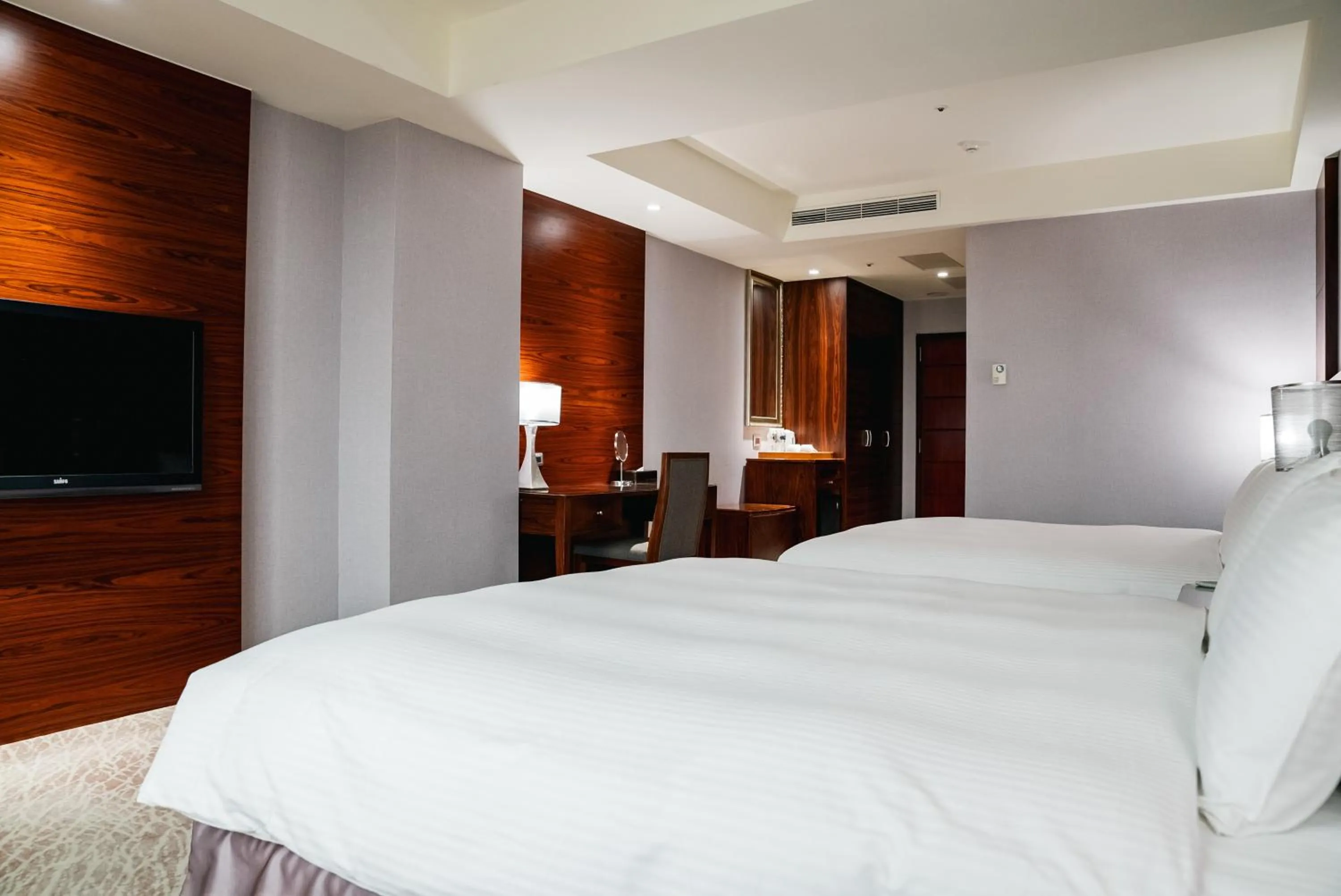 Bedroom, Bed in Arsma Hotel