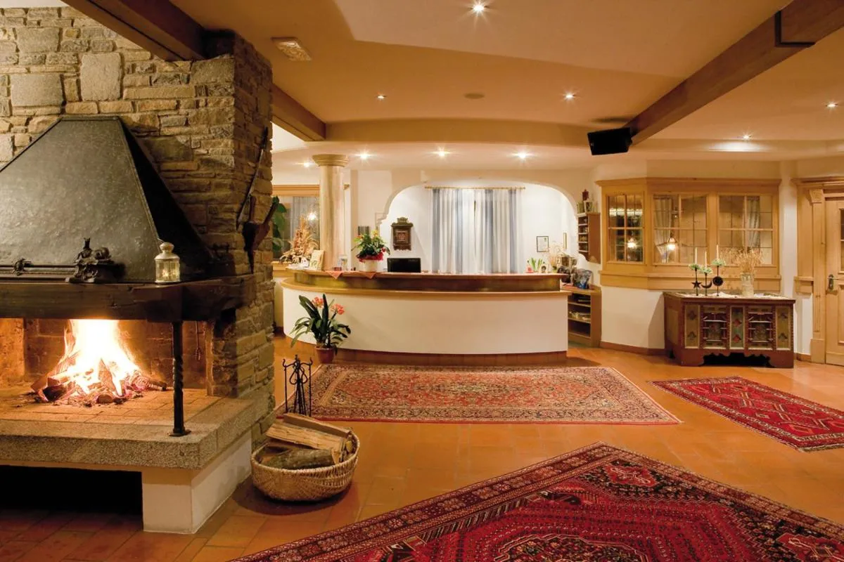 Lobby or reception in Hotel Markushof 3***S