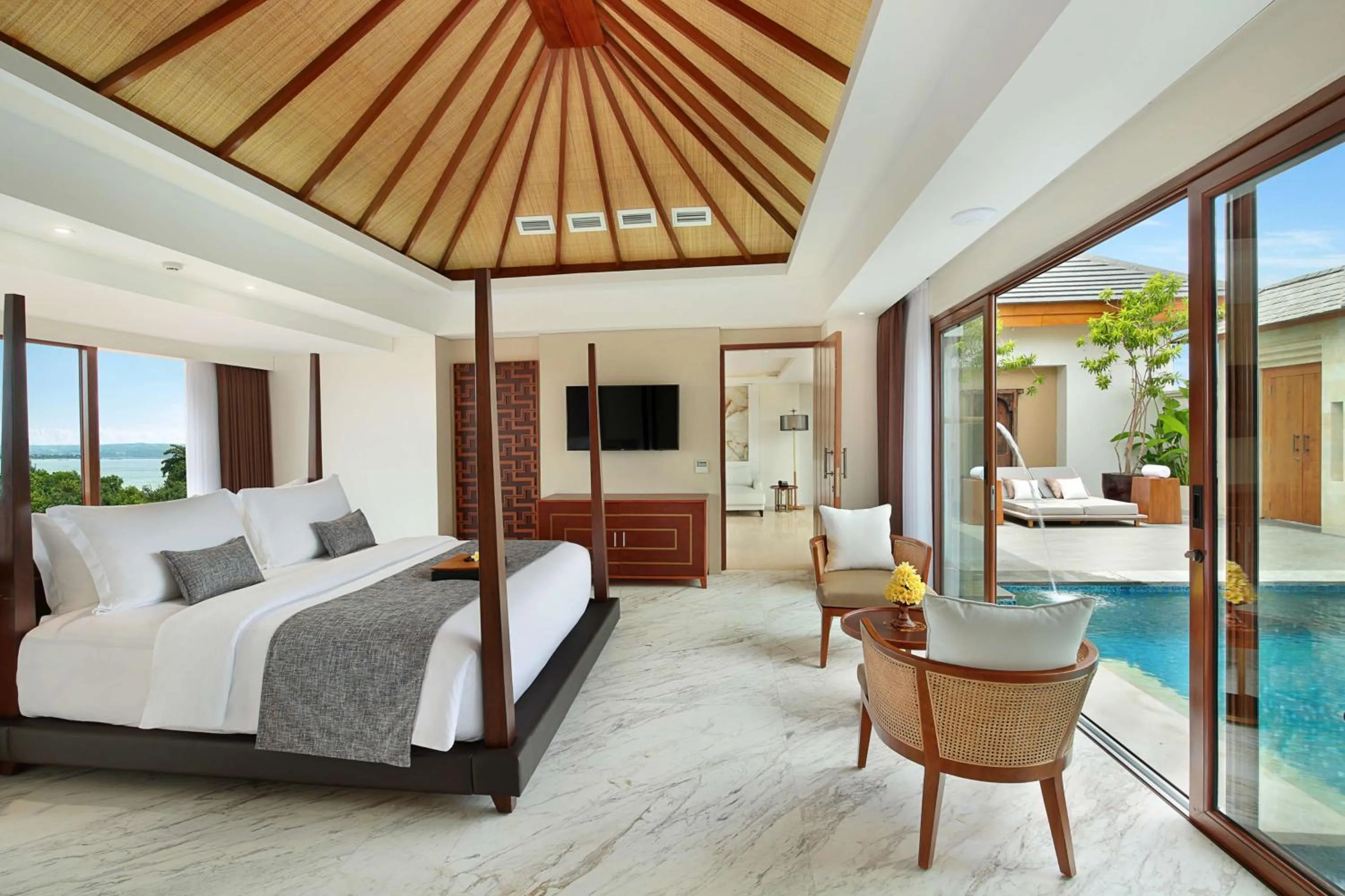 Bedroom, Bed in Royal Suites at The Bandha