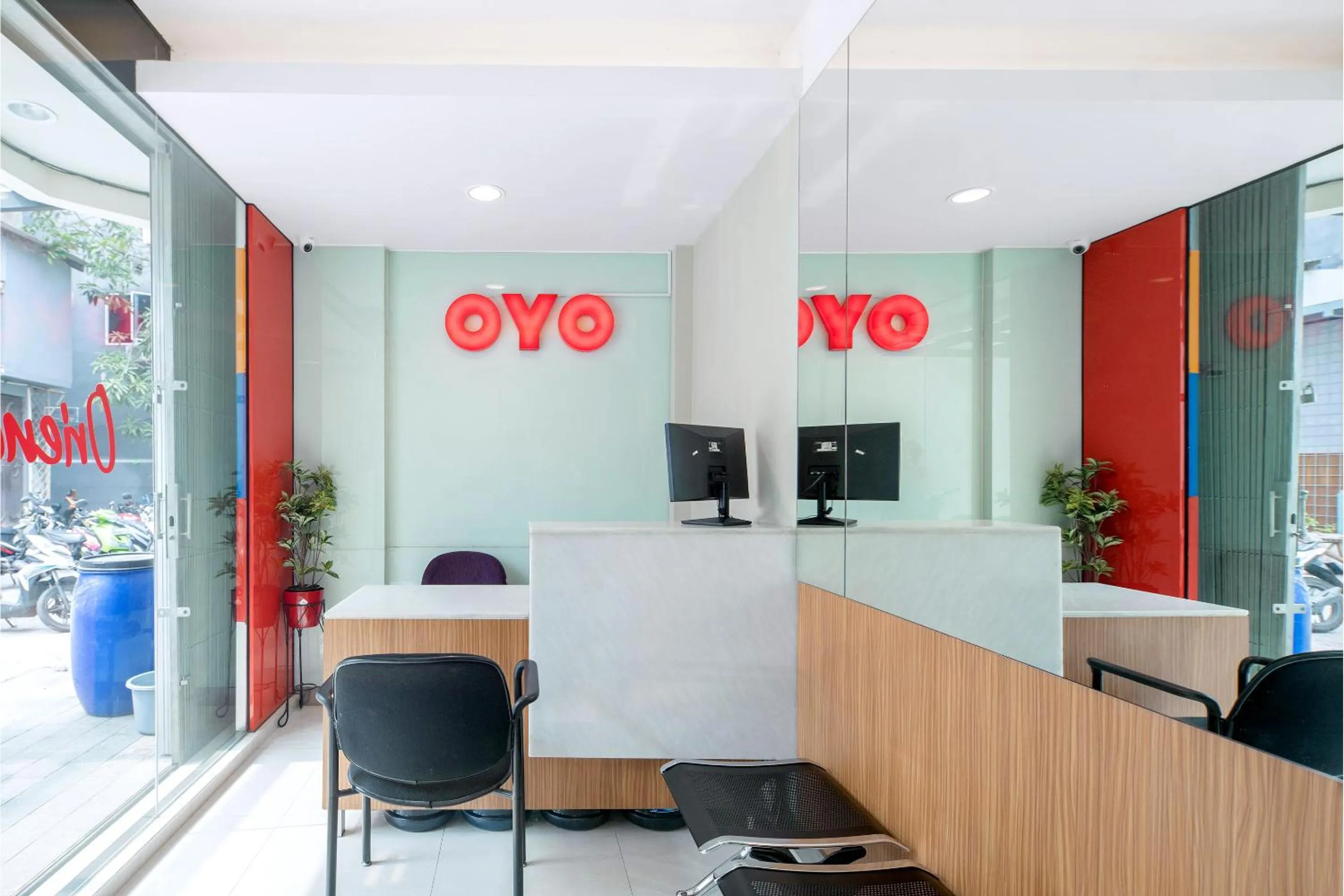 Other in Capital O 1121 Orienchi 2