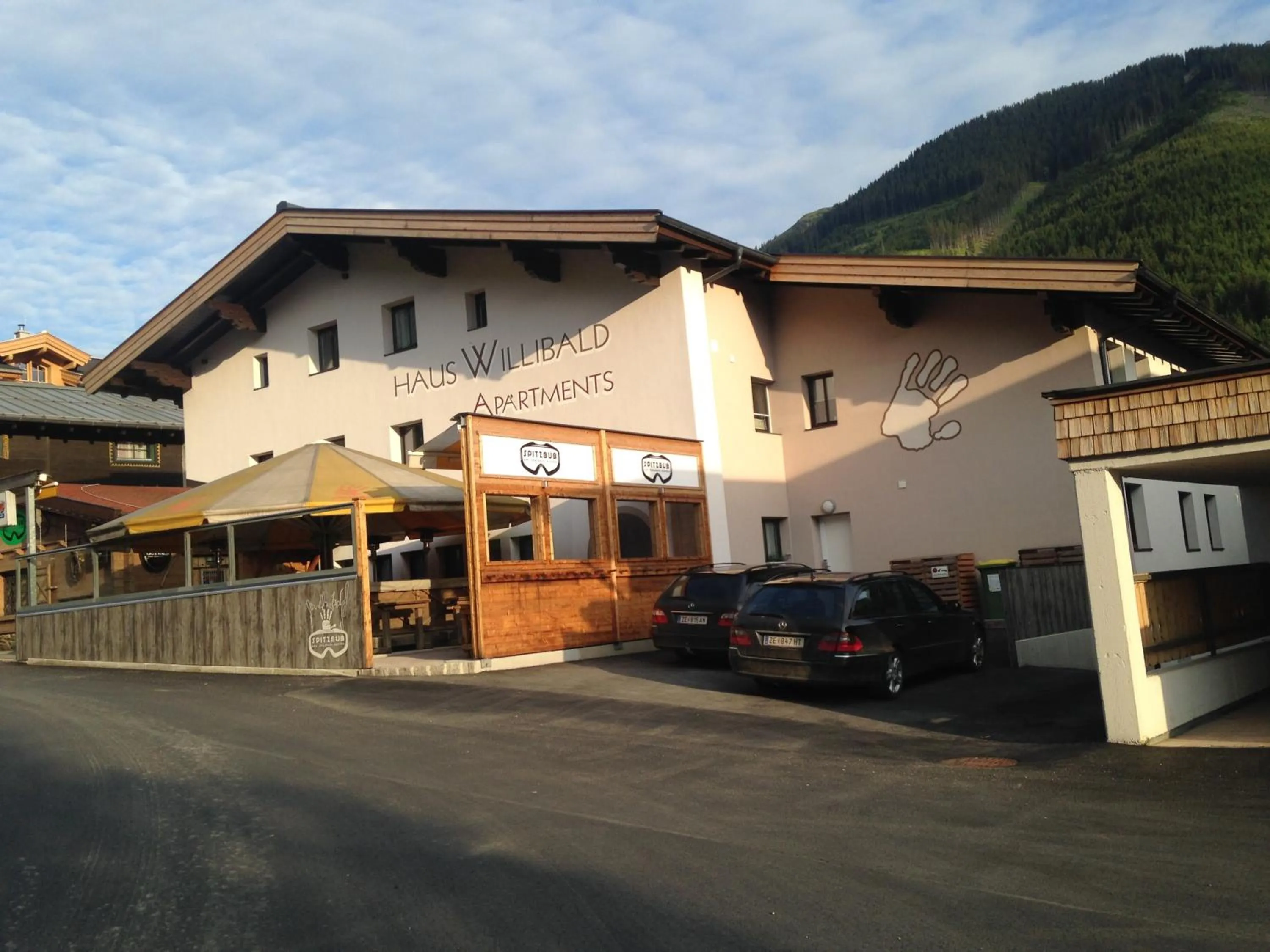 Facade/entrance in Haus Willibald