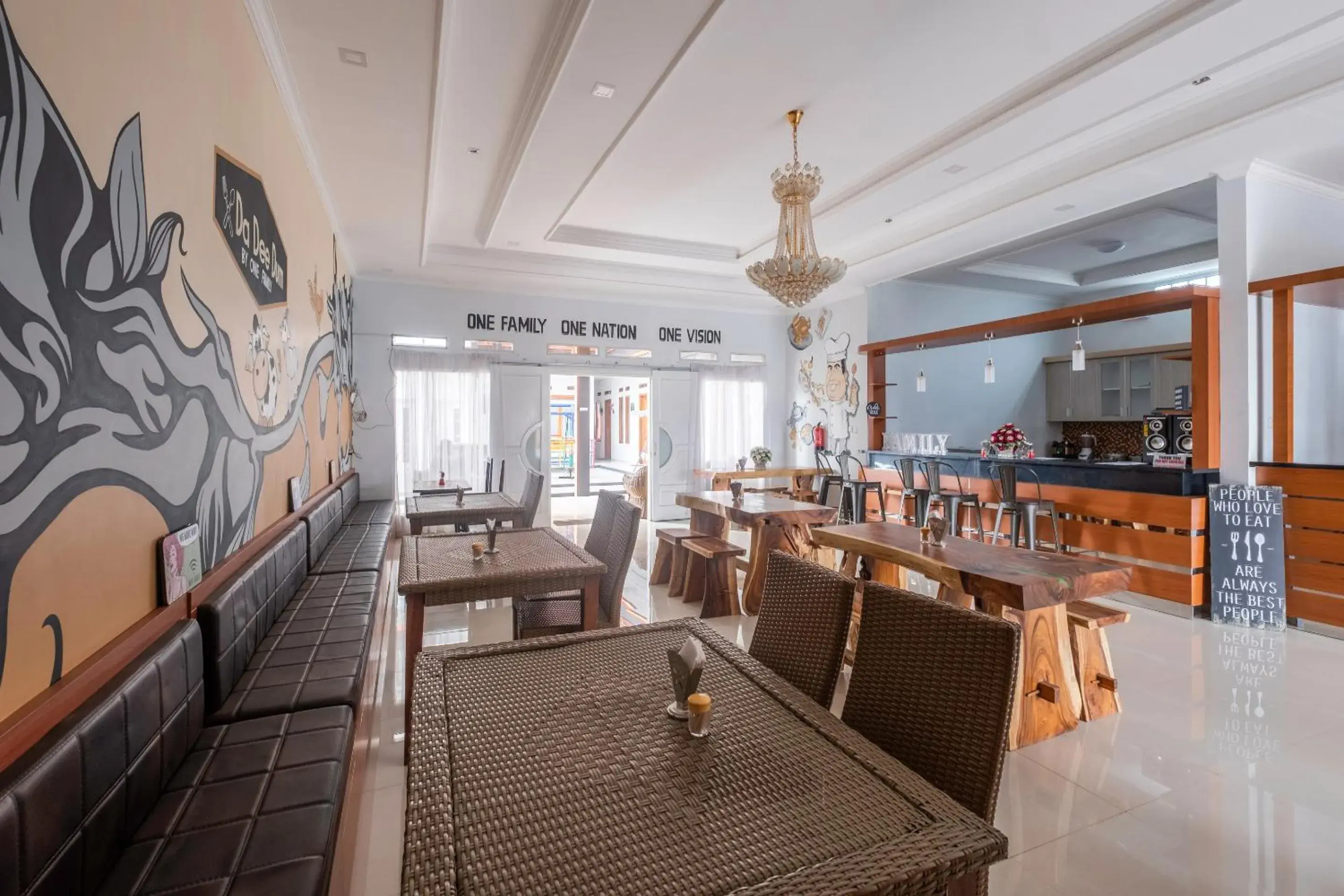 Restaurant/Places to Eat in Urbanview Hotel Maribaya Lembang Bandung