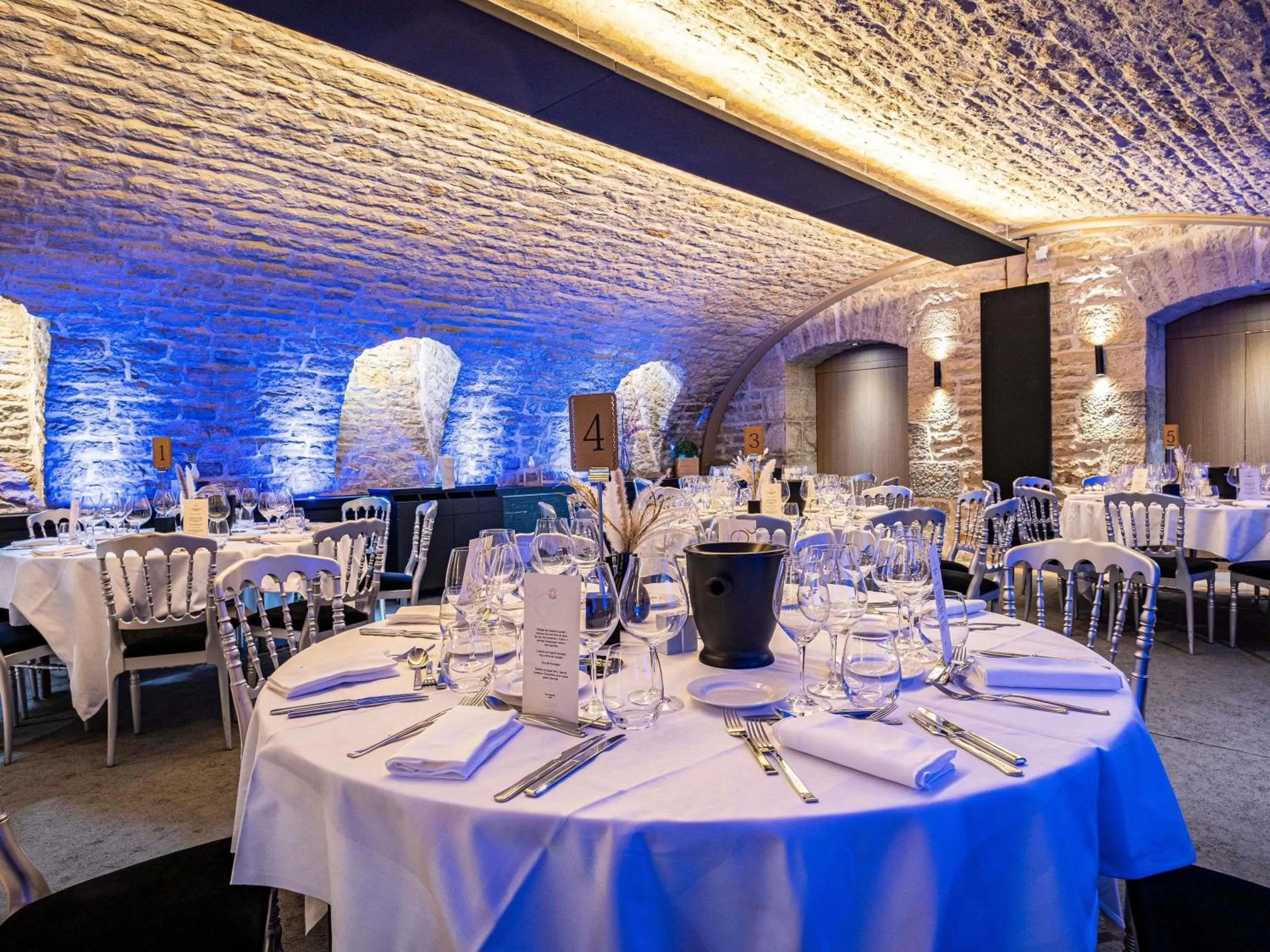 Meeting/conference room in Grand Hôtel La Cloche Dijon - MGallery Collection
