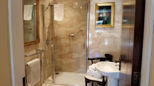 Shower in Heather House