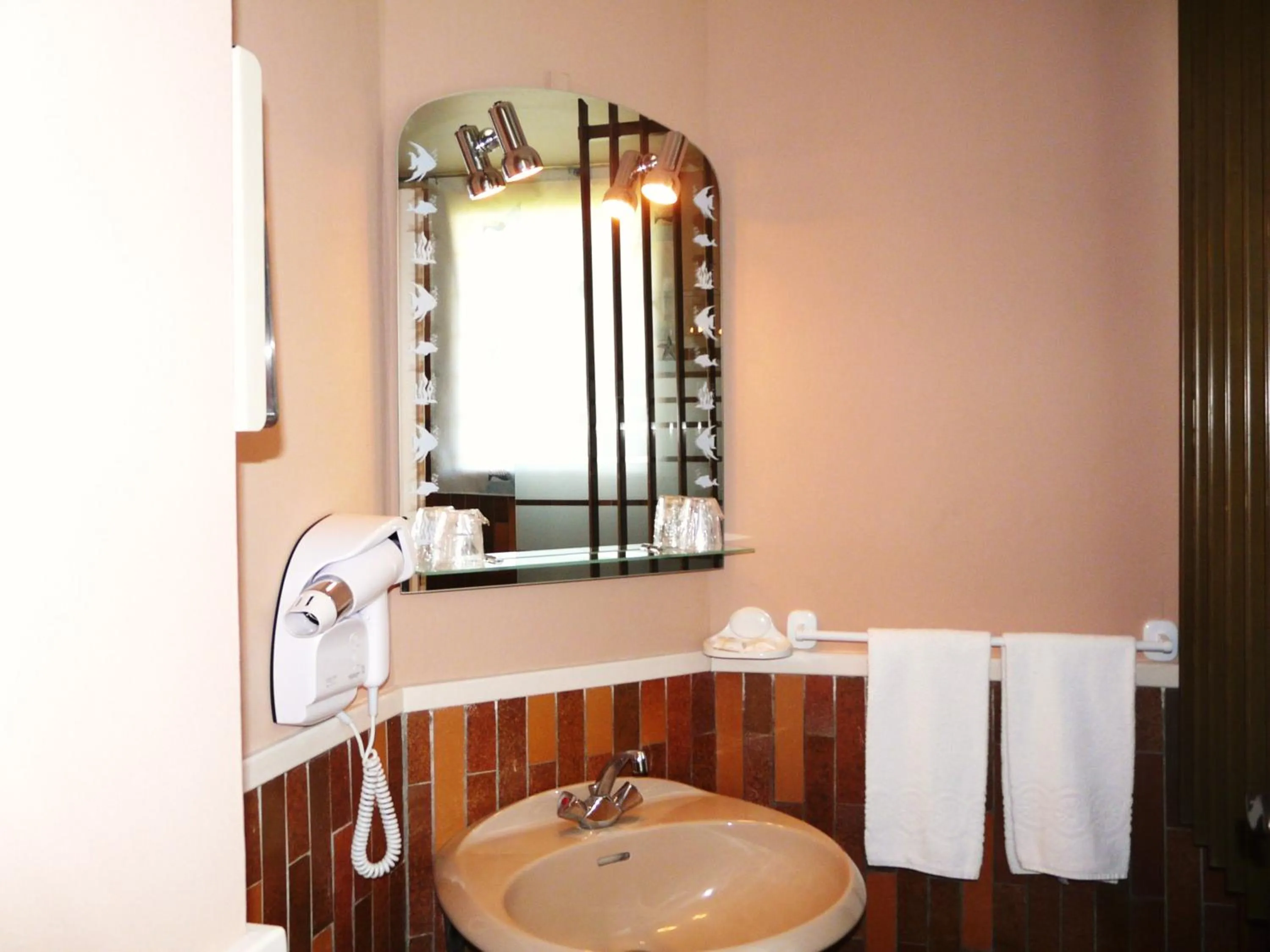 Bathroom in Hotel Le Mas Fleuri