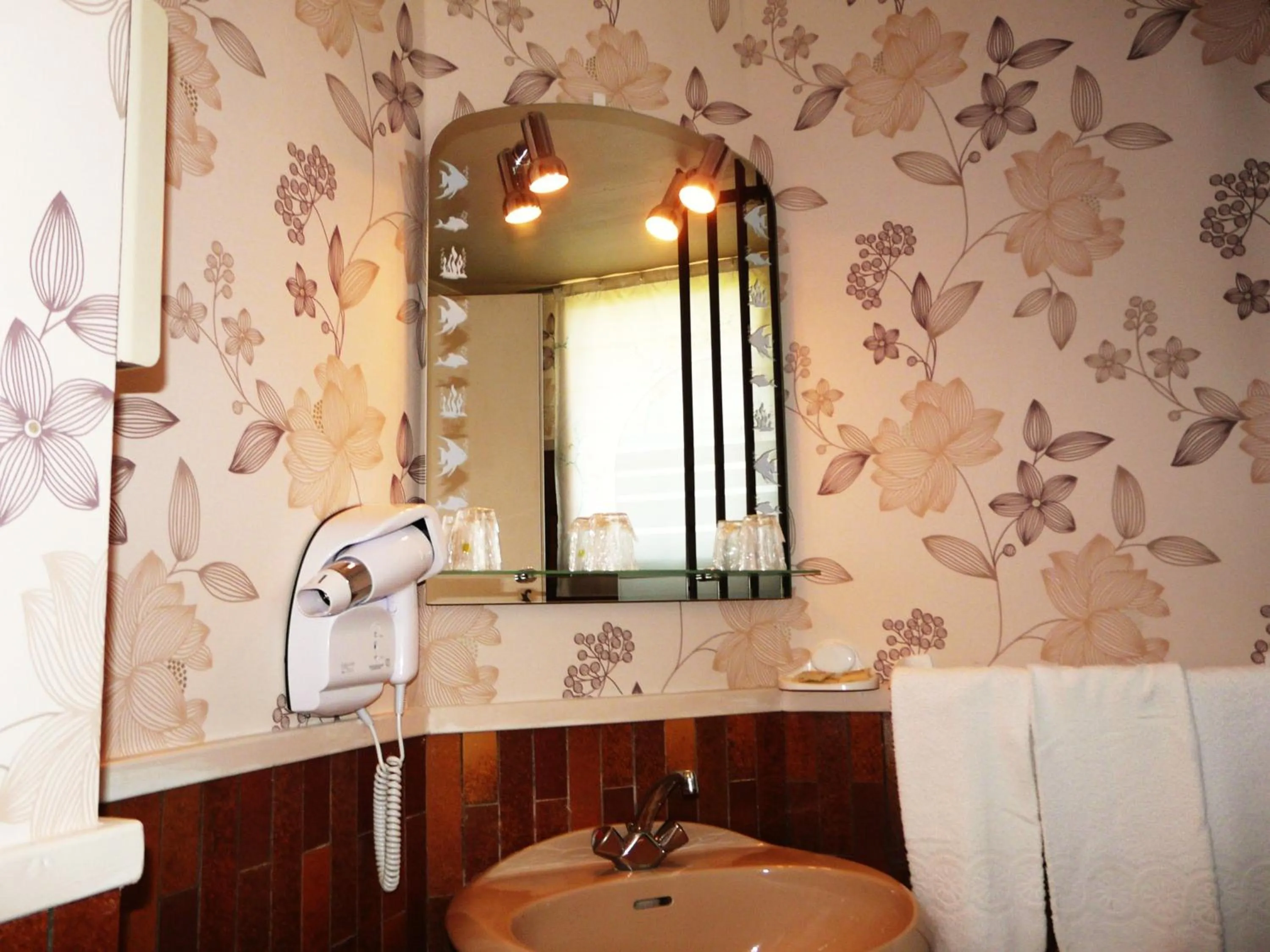 Bathroom in Hotel Le Mas Fleuri