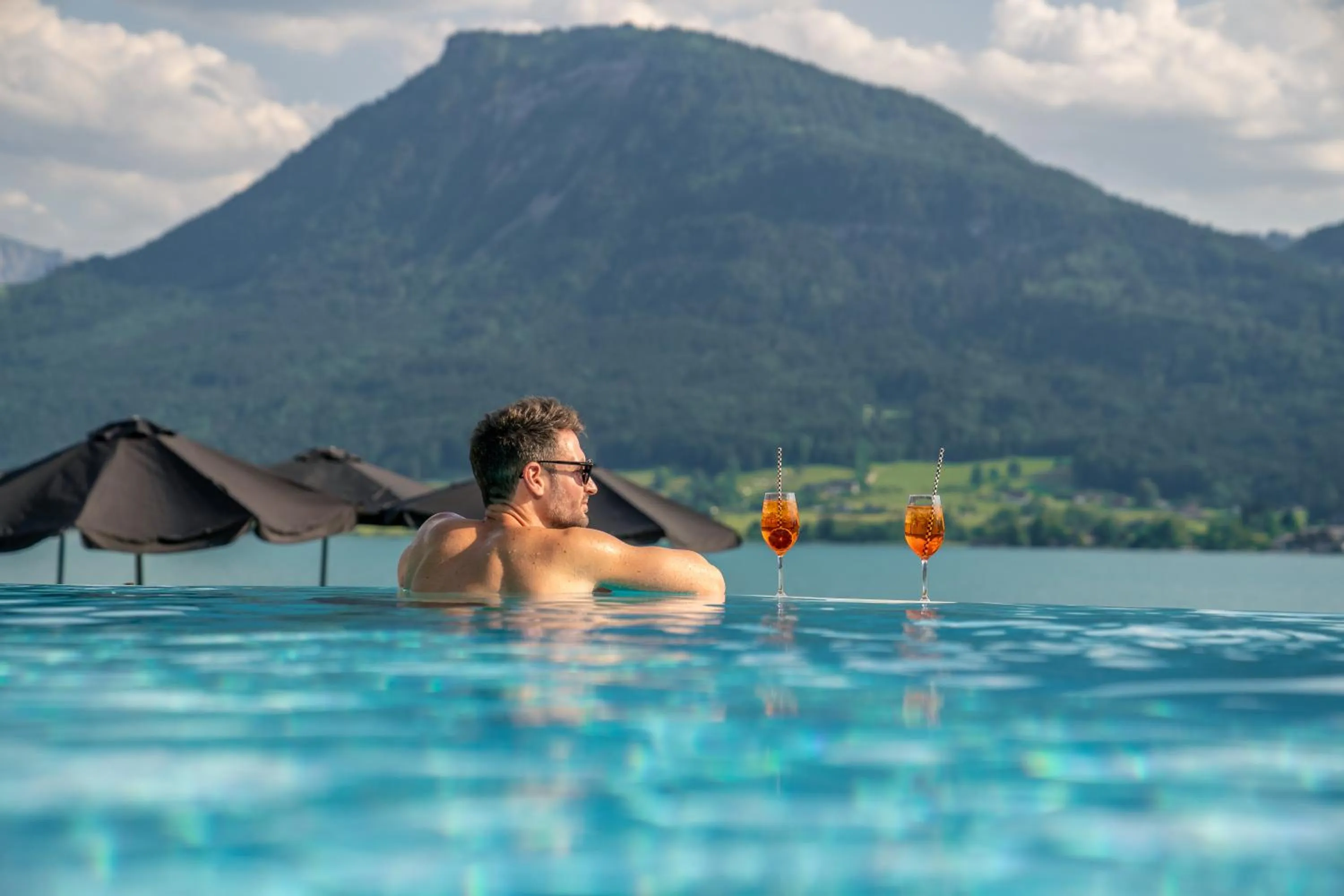 Beach in Scalaria Sunset Wing