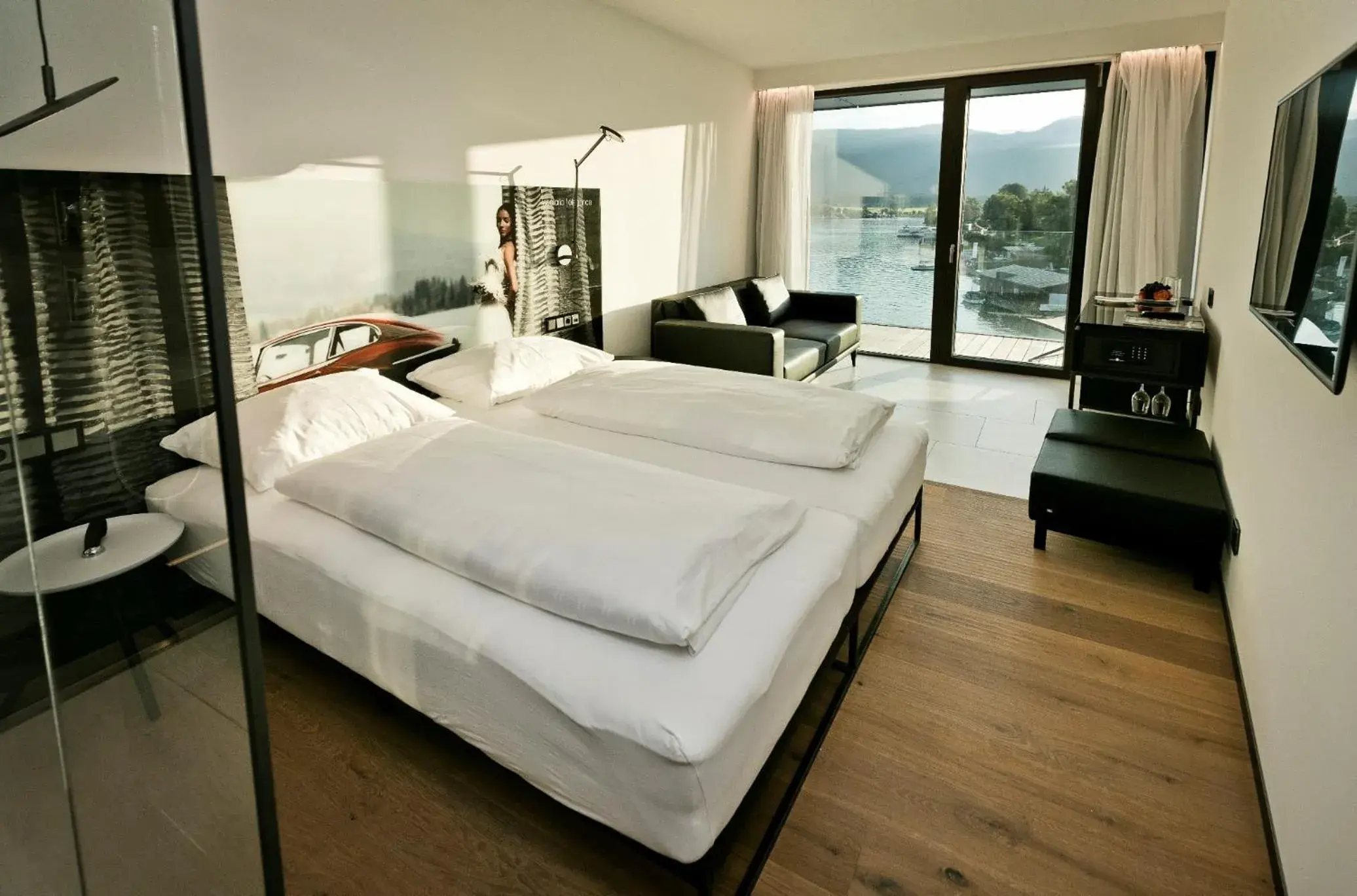 Deluxe Double Room with Lake View and open Bathroom in Scalaria Sunset Wing Deluxe Double Room with Lake View and open Bathroom in Scalaria Sunset Wing