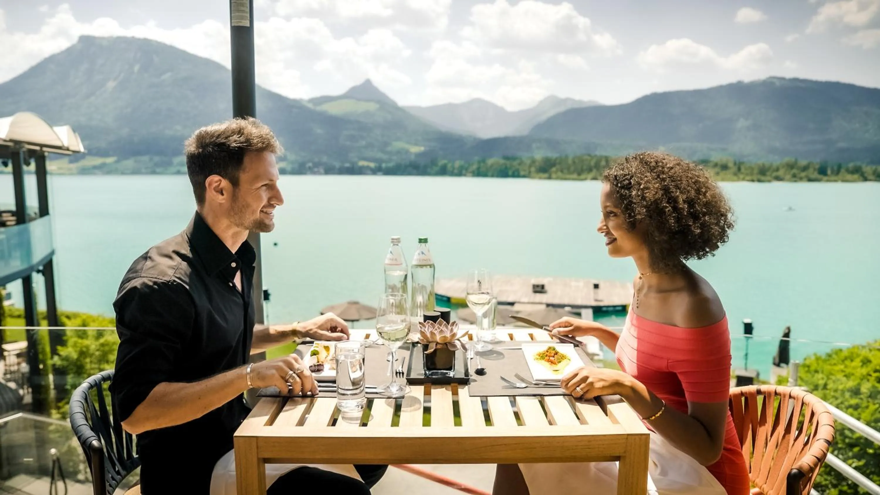 Restaurant/places to eat in Scalaria Sunset Wing