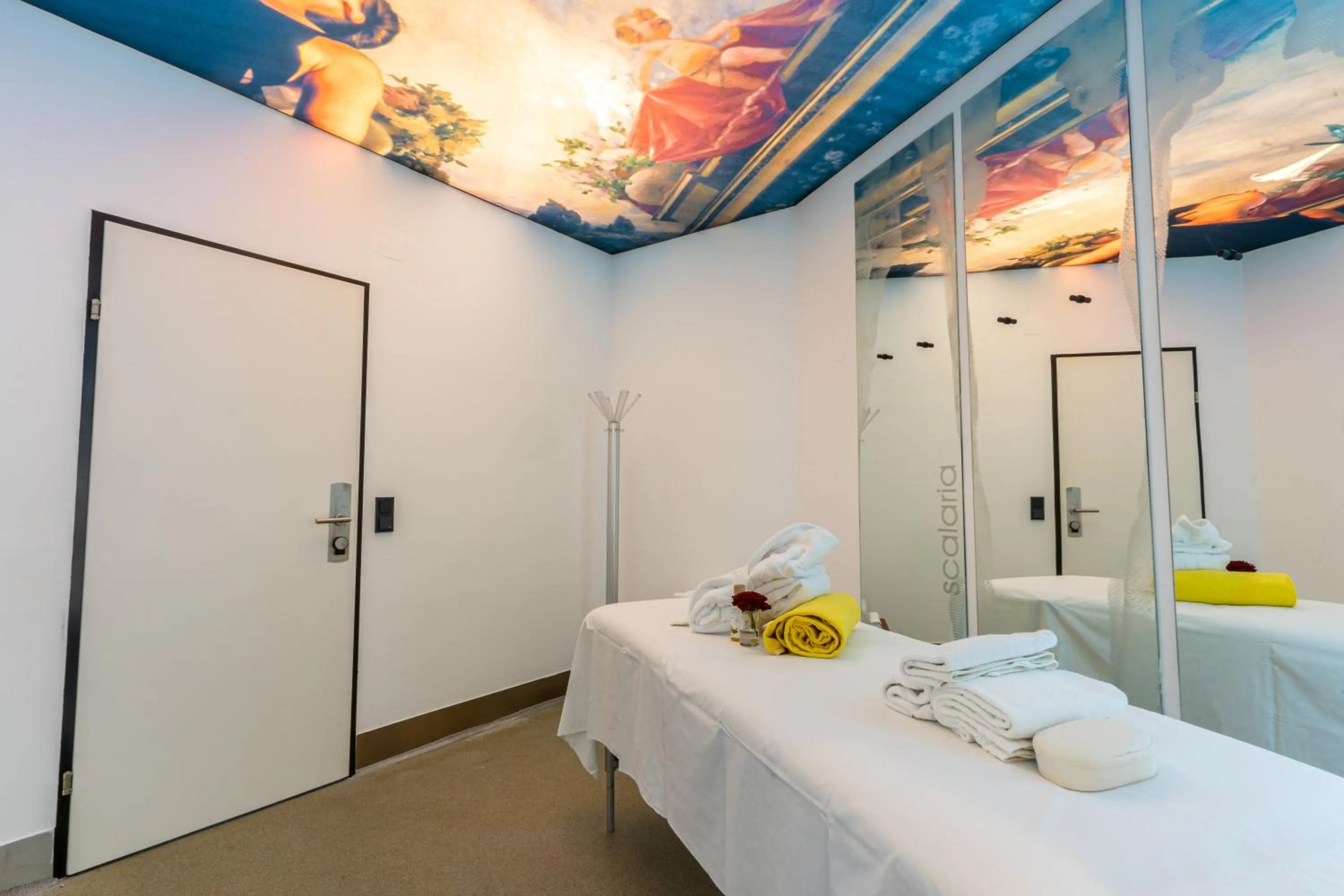 Massage in Scalaria Sunset Wing