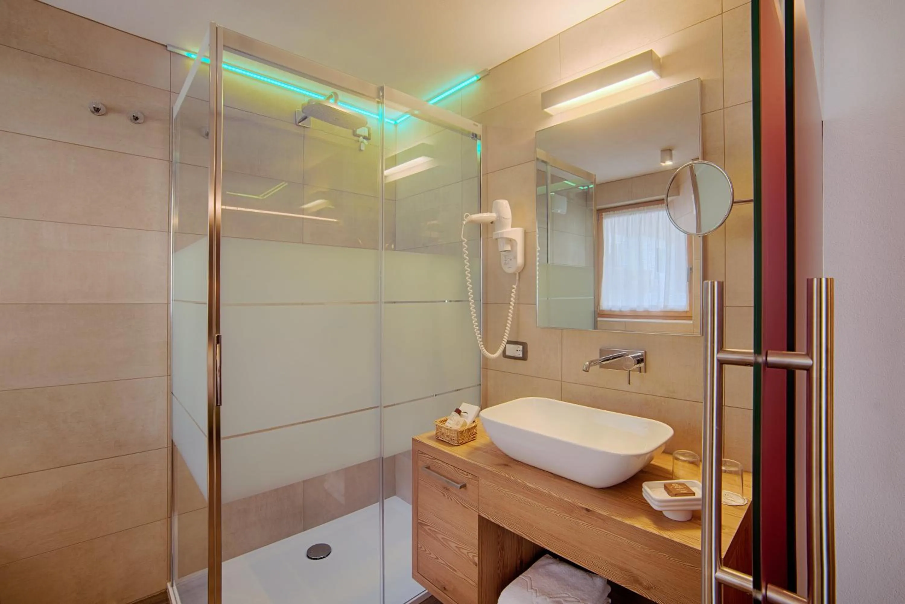 Shower in Active Hotel Malita