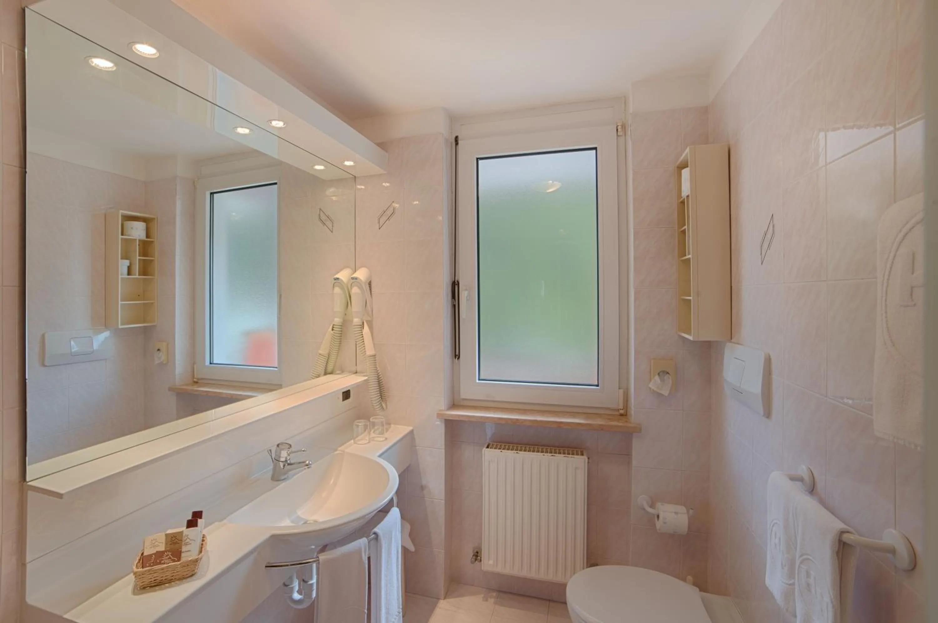 Shower in Active Hotel Malita