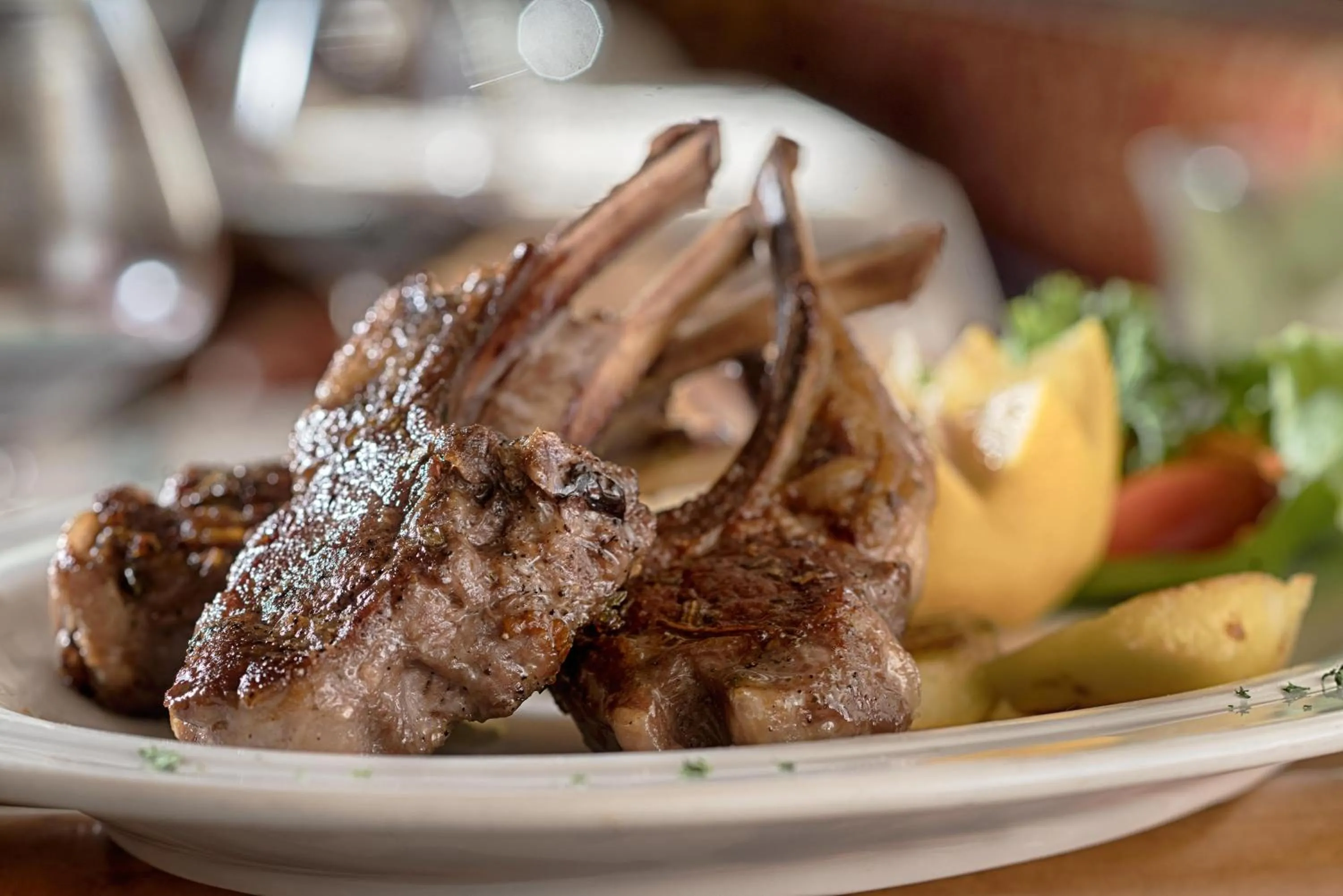 Restaurant/places to eat in Active Hotel Malita