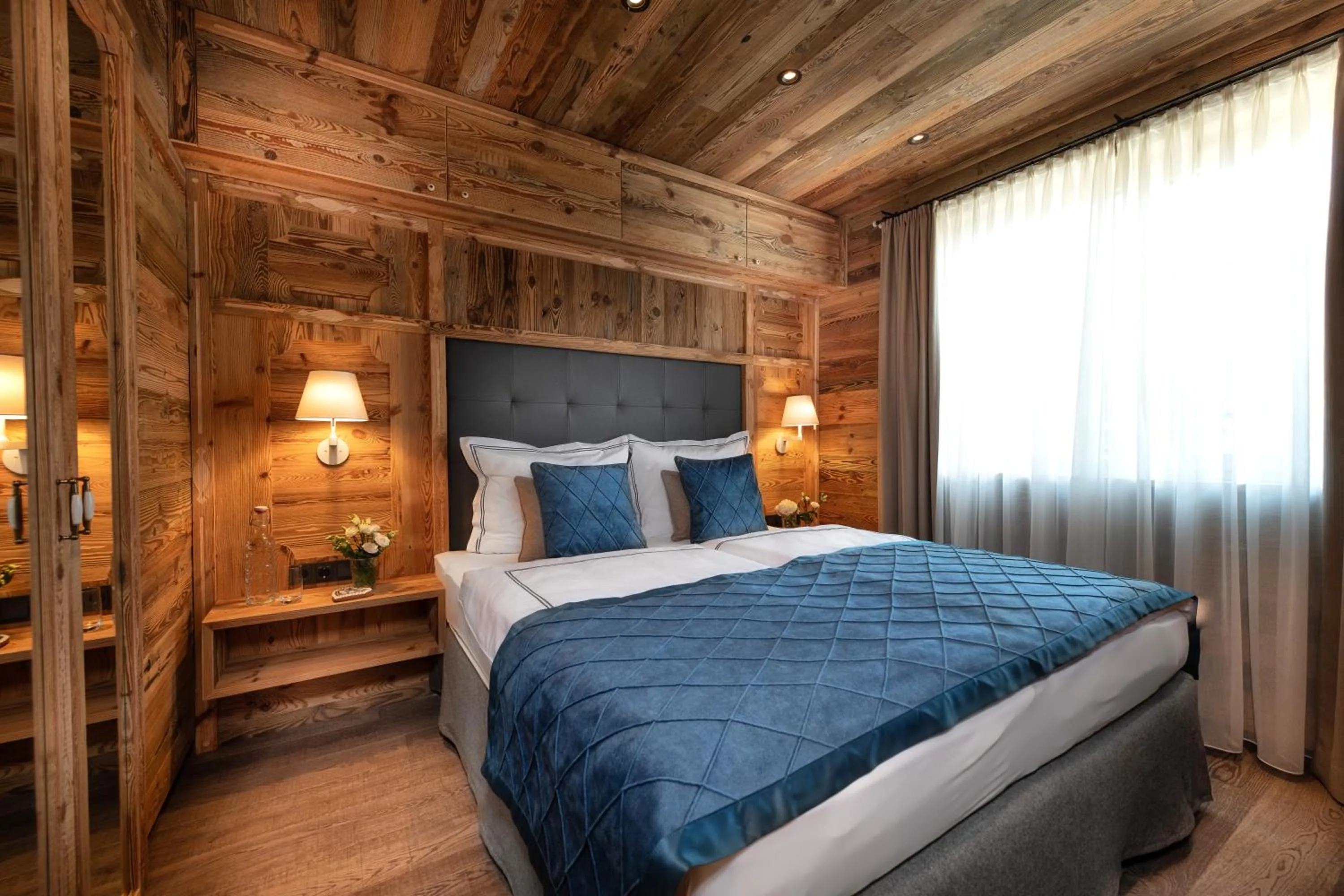 Bed in MONDI Chalets am Grundlsee