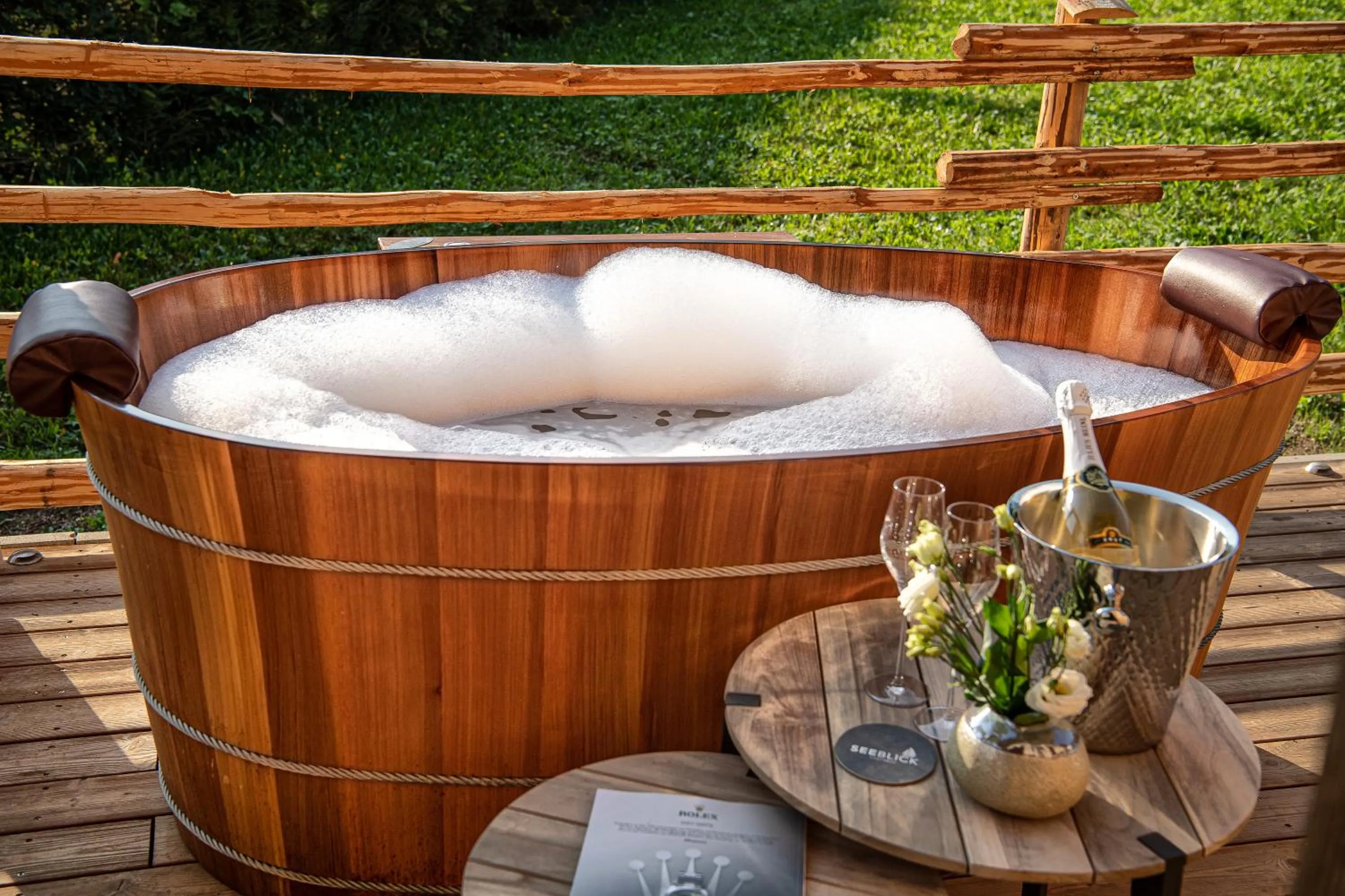 Balcony/Terrace in MONDI Chalets am Grundlsee