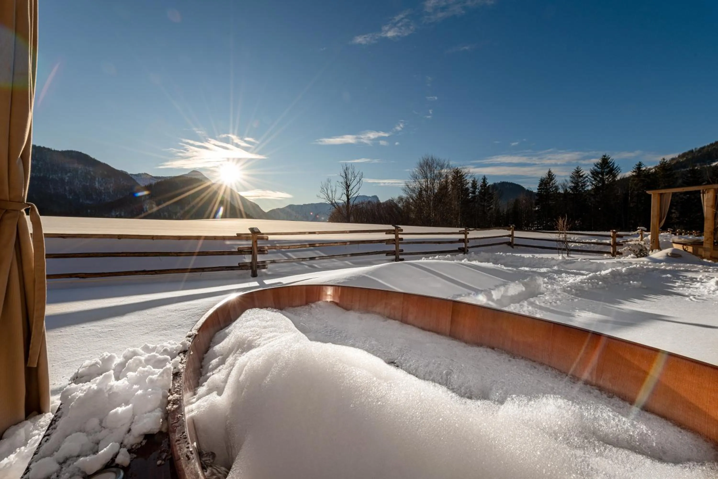Balcony/Terrace in MONDI Chalets am Grundlsee