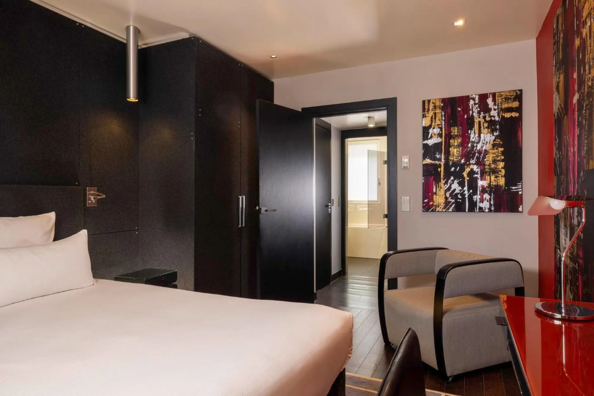 Bedroom, Bed in Hôtel Félicien & Spa